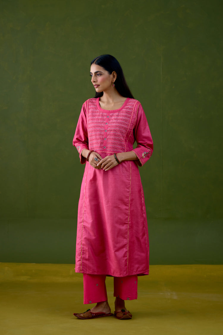 Dienne Tussar Silk Embroidered Kurta Pink