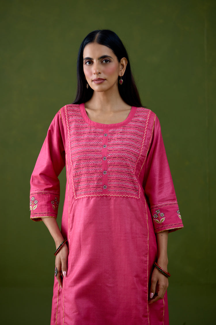 Dienne Tussar Silk Embroidered Kurta Pink