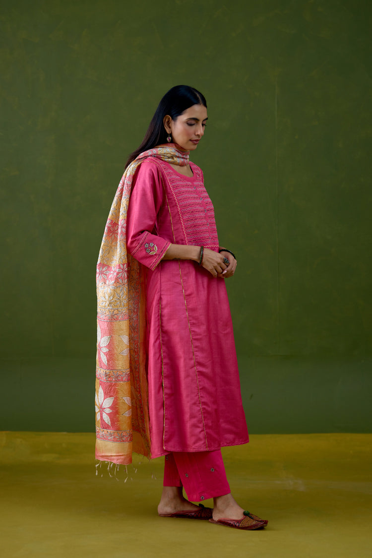Dienne Tussar Silk Embroidered Kurta Pink