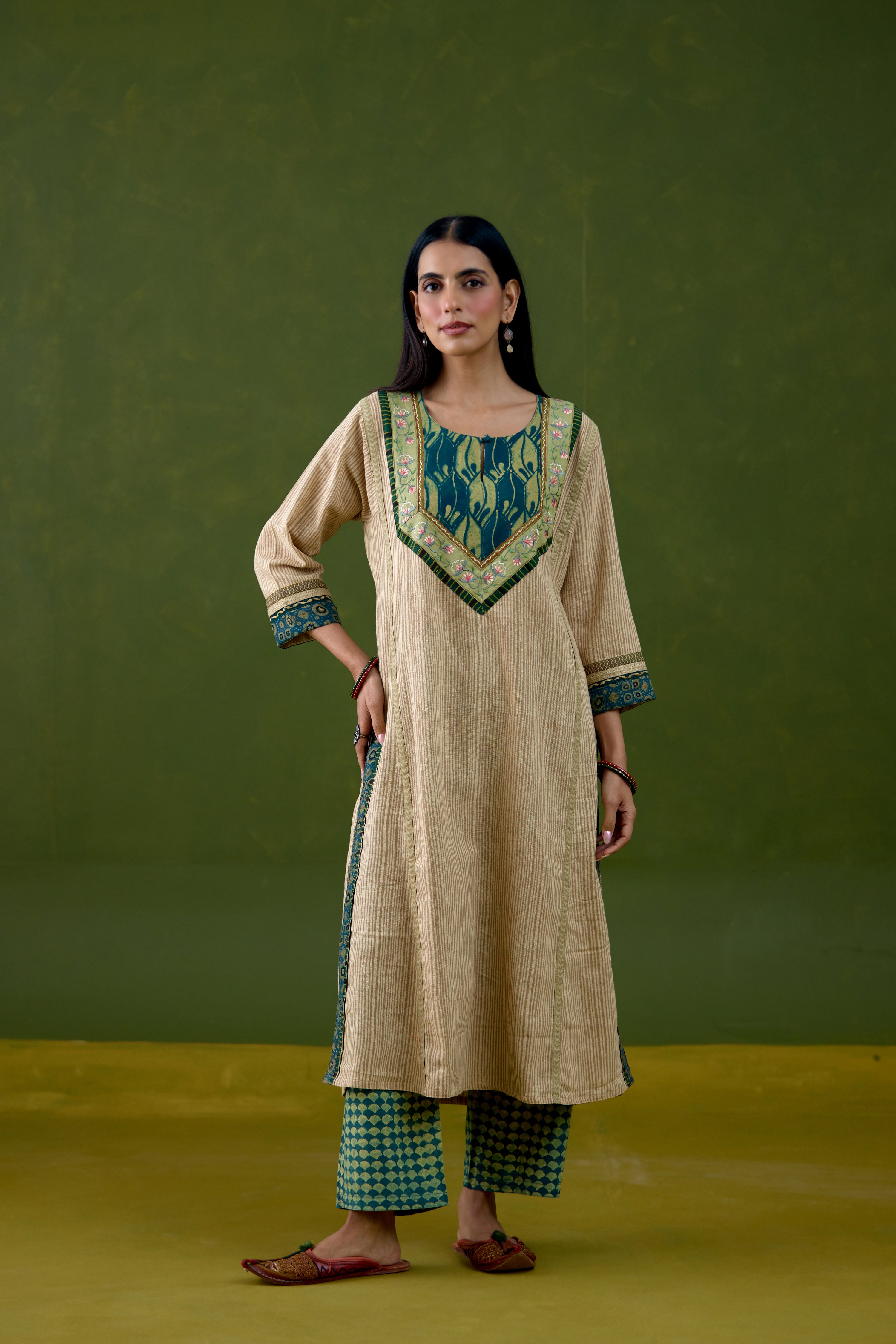 Rozana Woven Thick Cotton Printed Kurta Beige