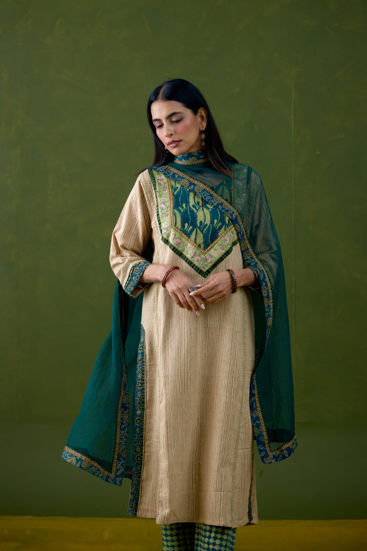 Medh Dupatta Bottle Green