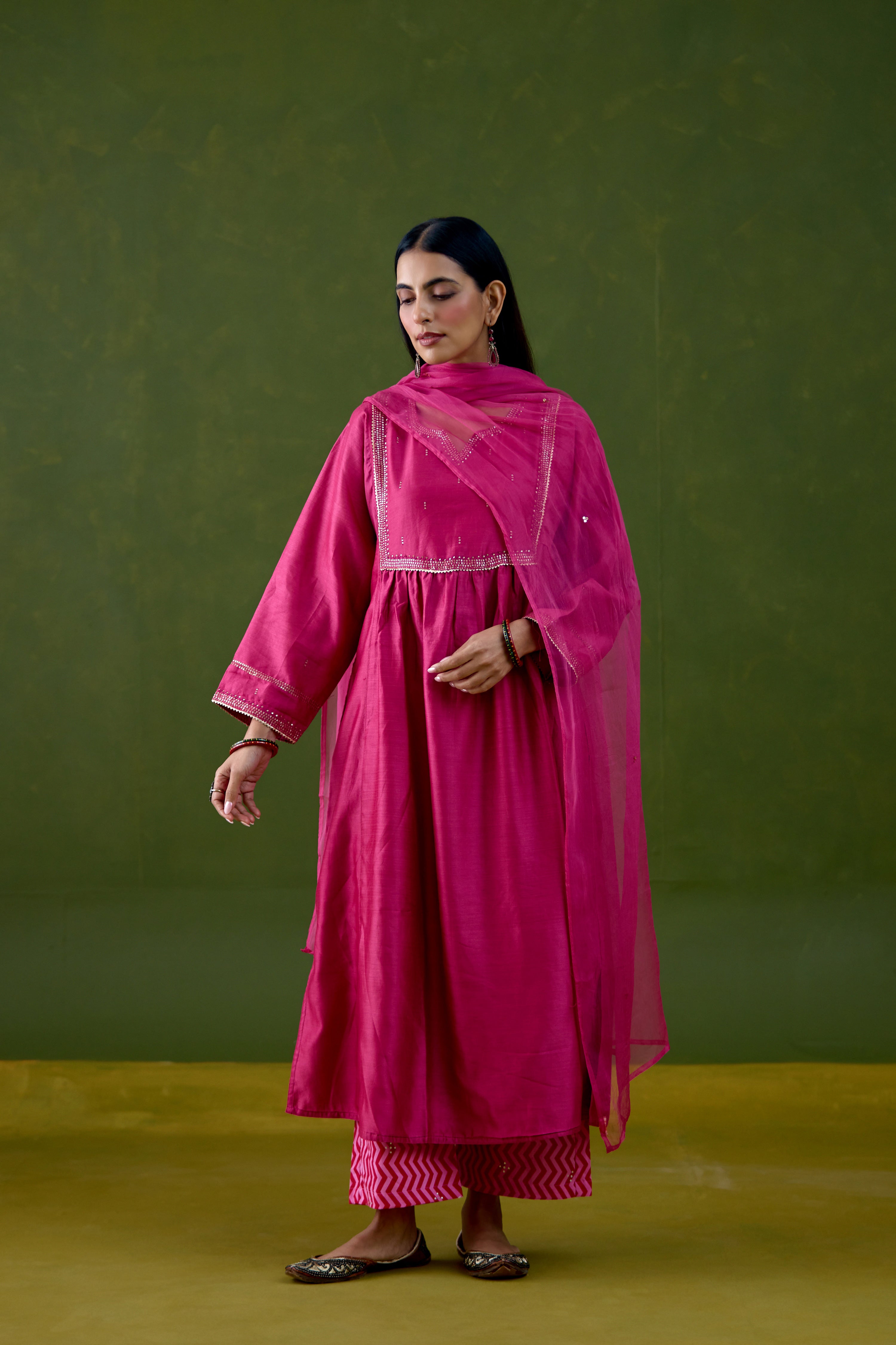 Meera Pant Pink