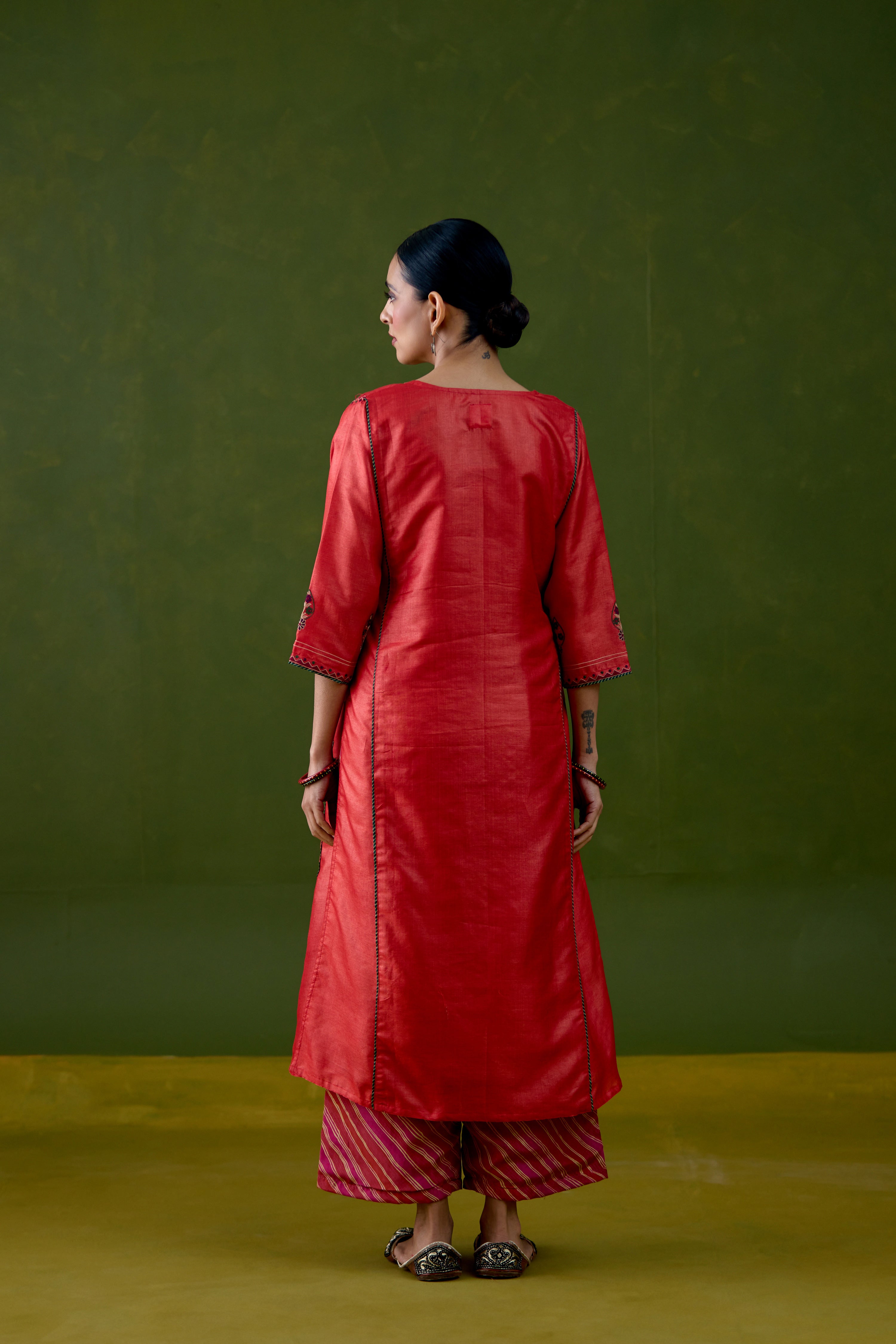 Dienne Tussar Silk Embroidered Kurta Orange