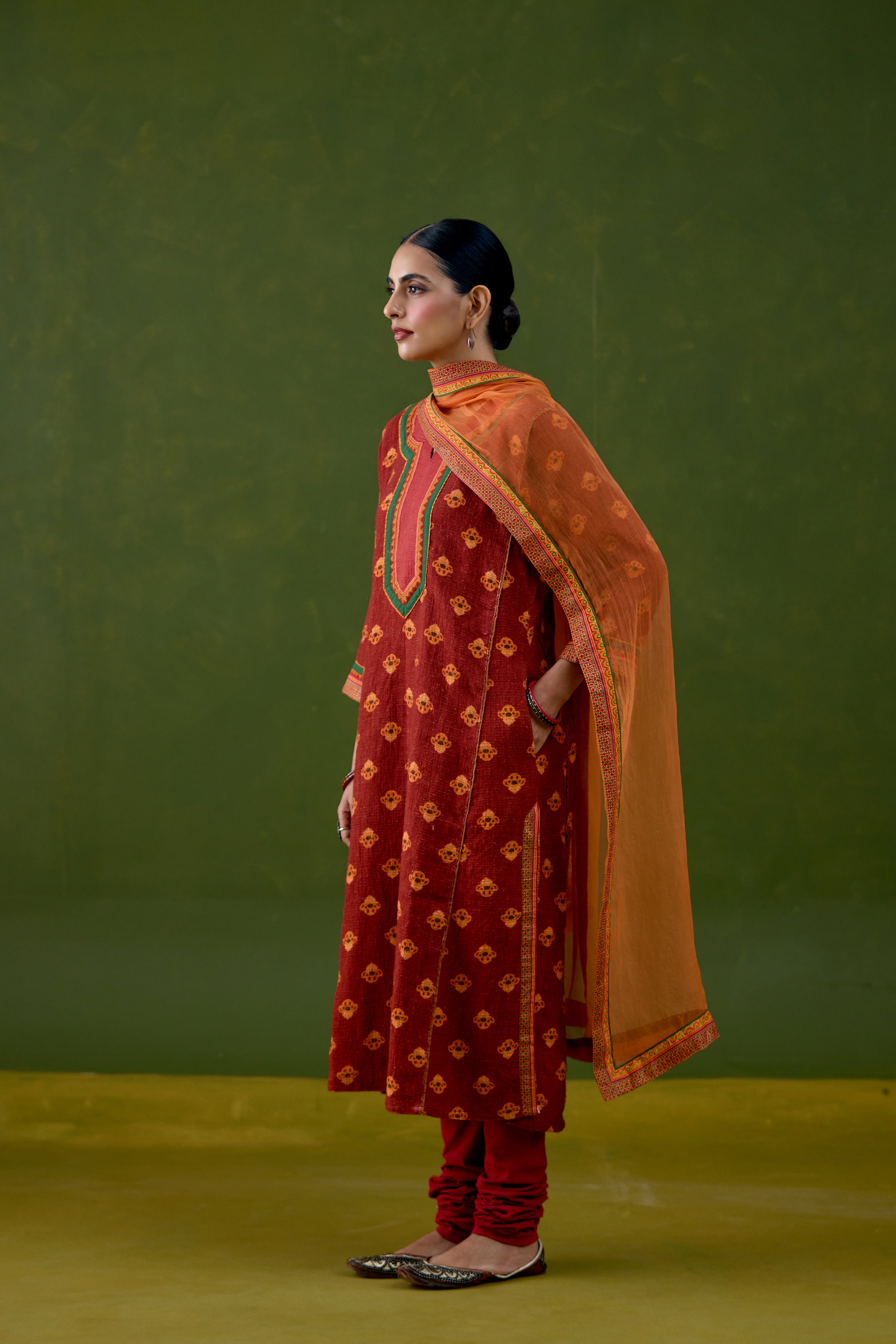 Rozana Thick Cotton Printed Kurta Red Orange