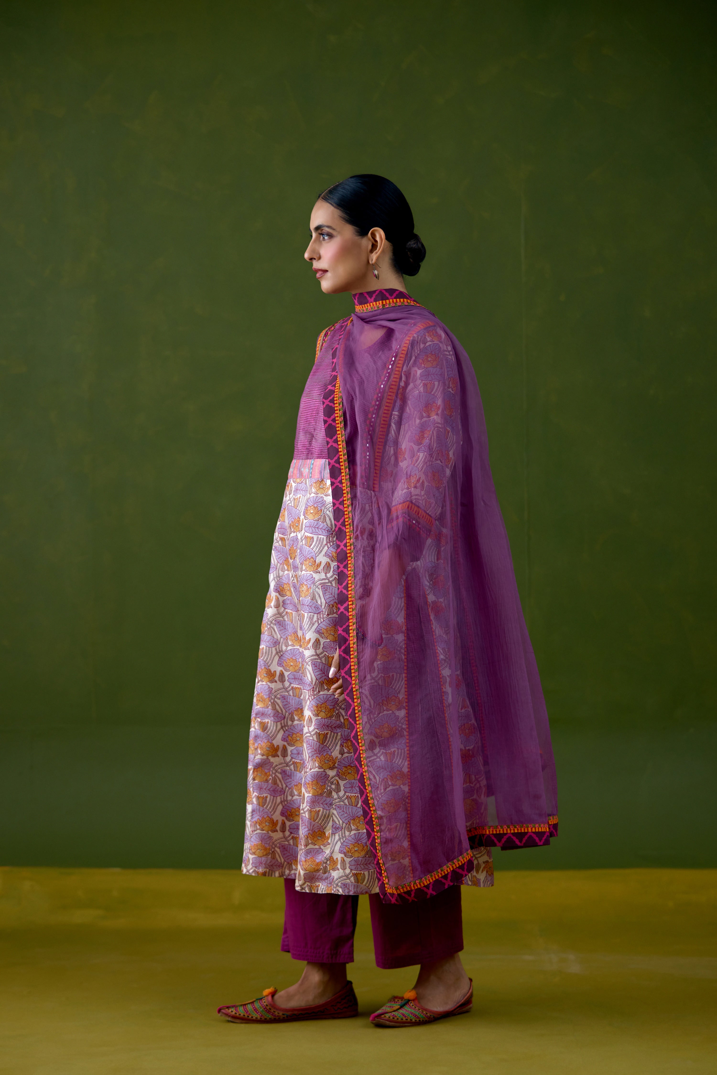 Rozana Tussar Silk Printed Kurta Off White Mauve