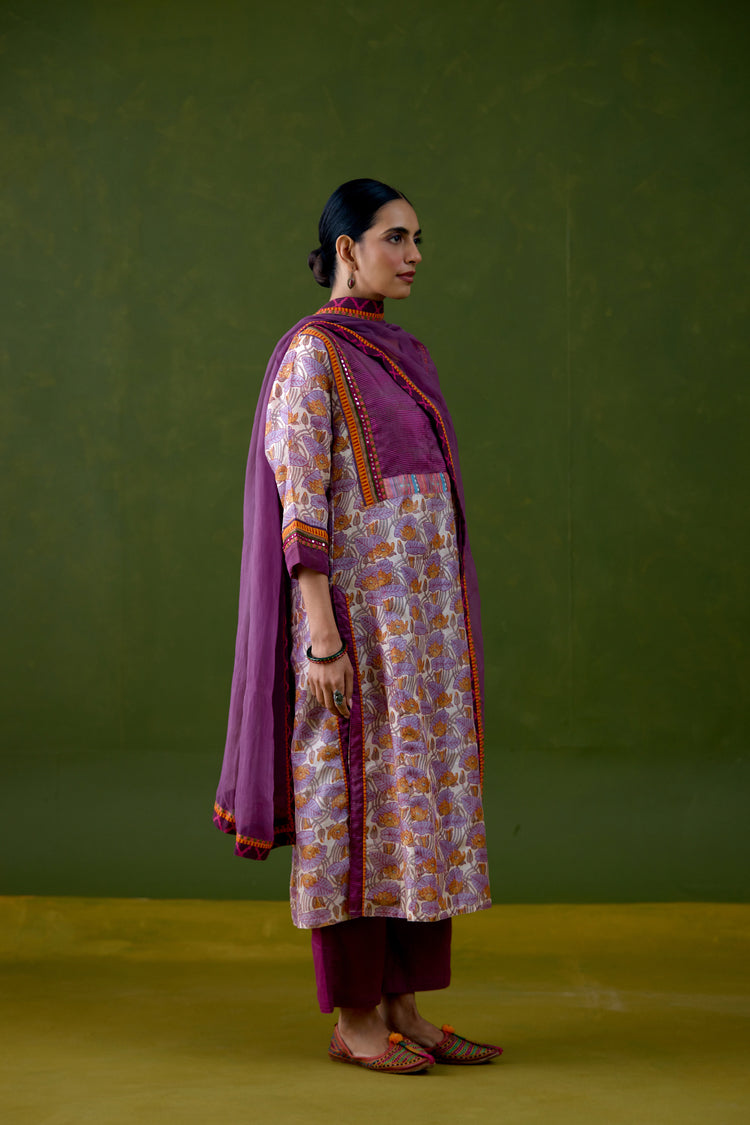 Rozana Tussar Silk Printed Kurta Off White Mauve