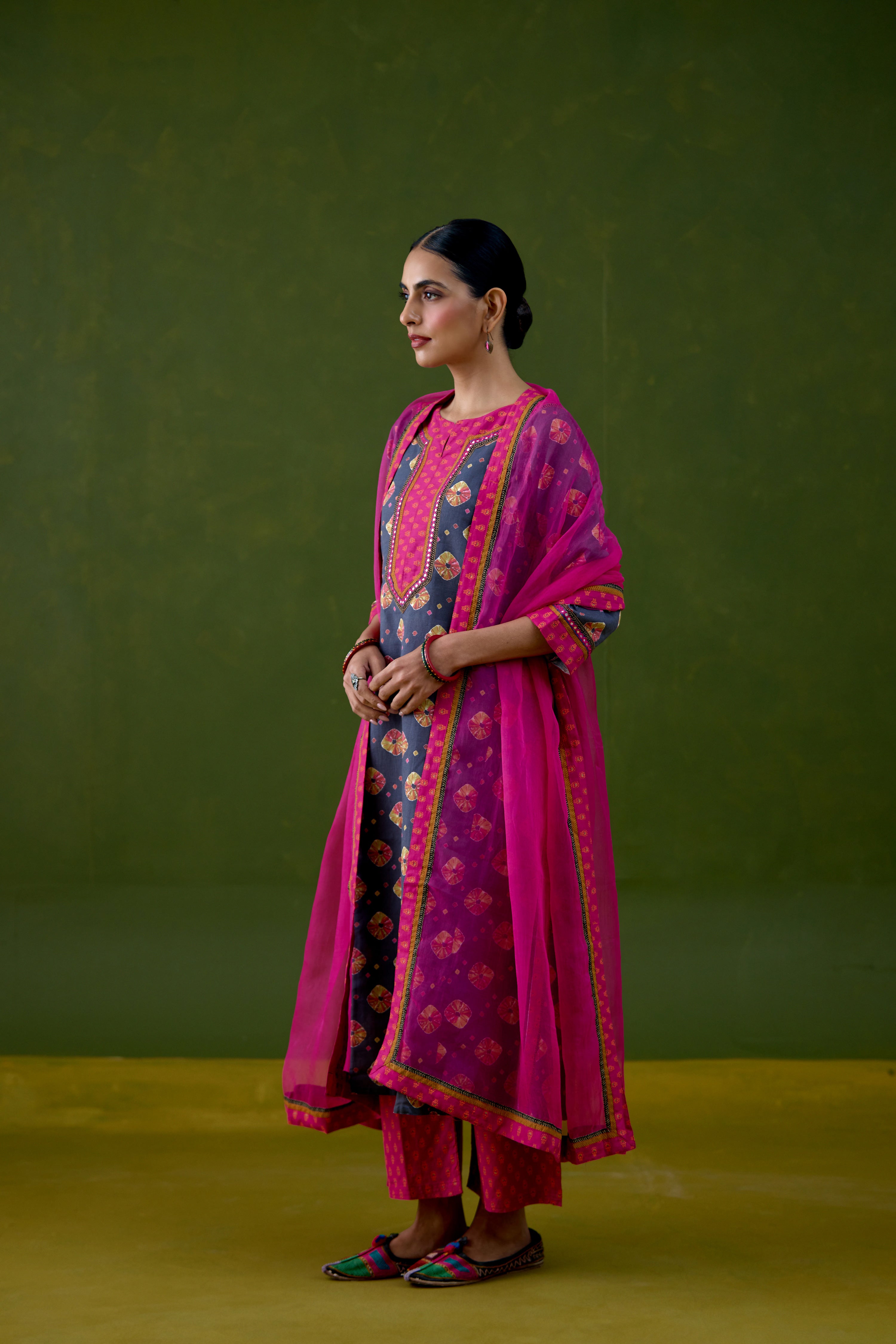 Rozana Linen Printed Kurta Grey Pink (Set Of 3)