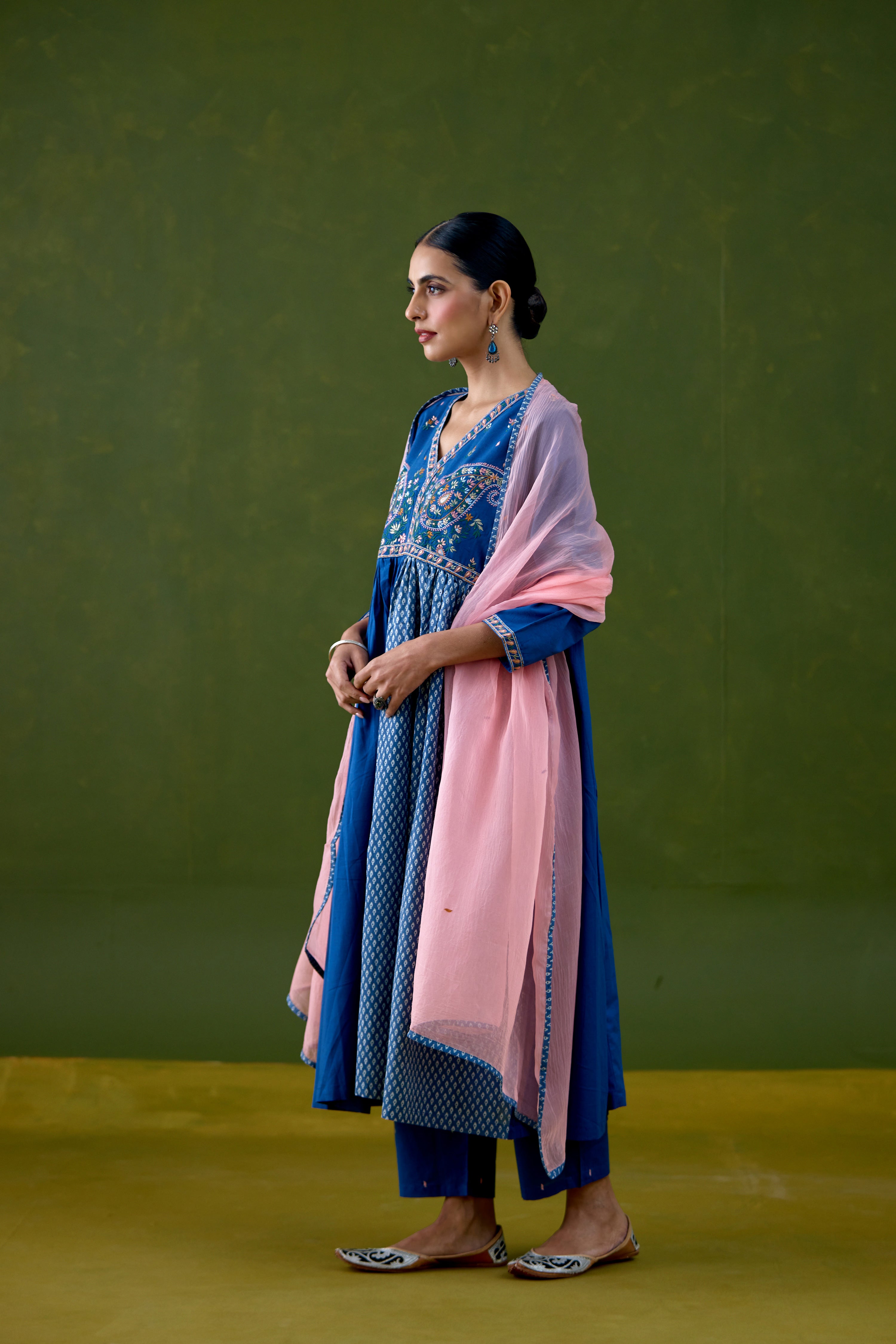 Soha Cotton Embroidered Kurta Blue (Set Of 3)