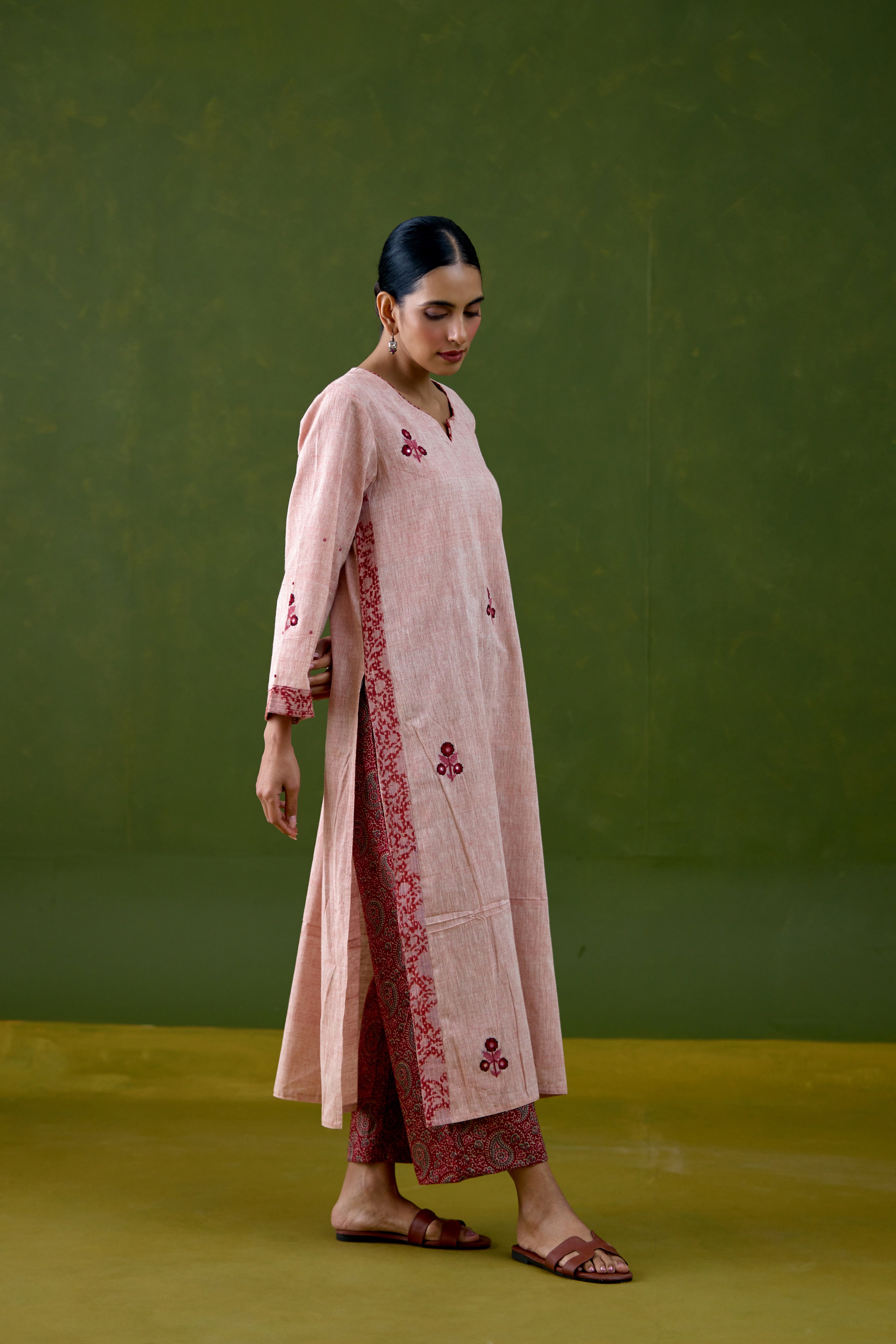 Reva Embroidered Malkha Handwoven Co-ord Set Light Pink