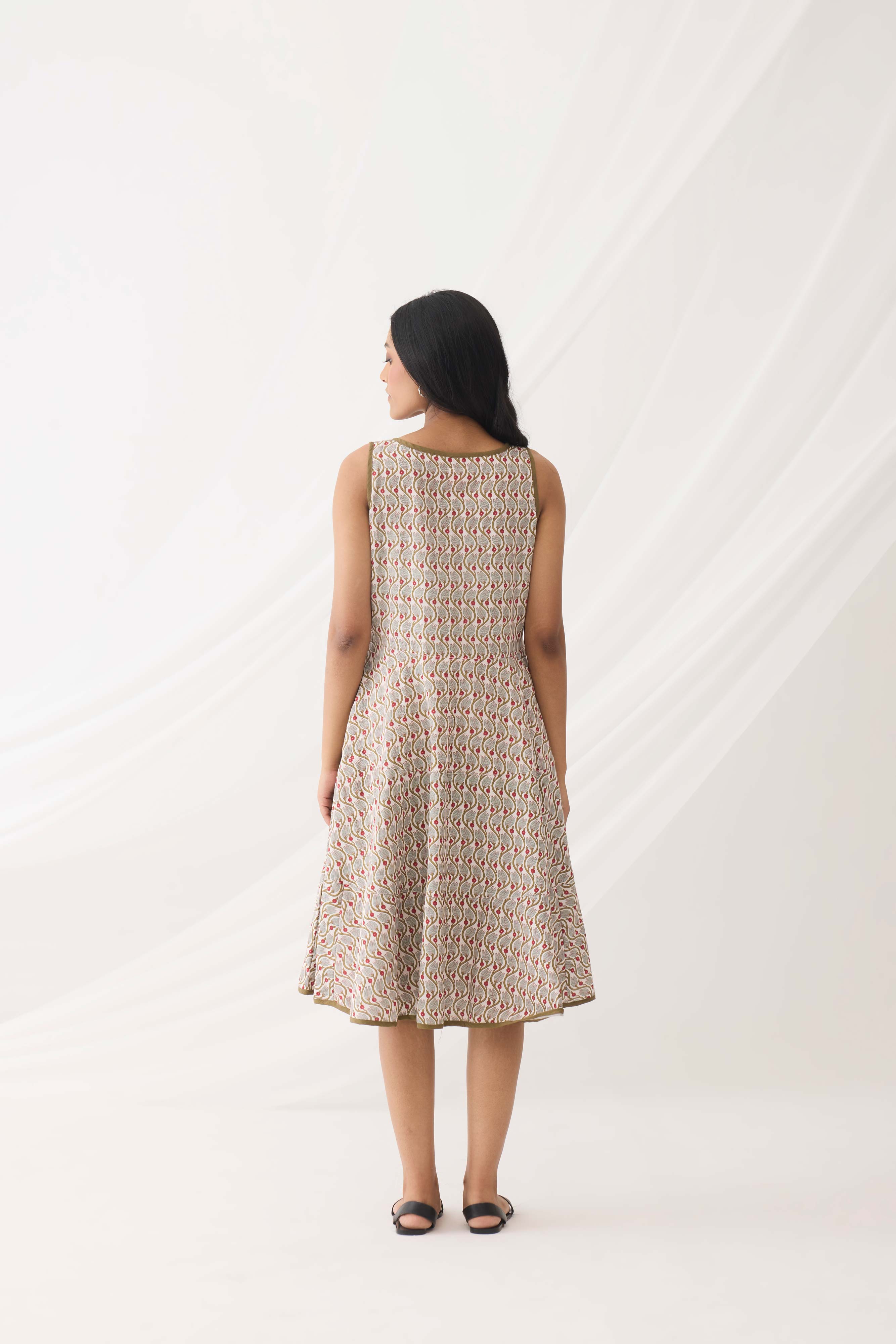 Breazy Dress White Green (9964417057067)