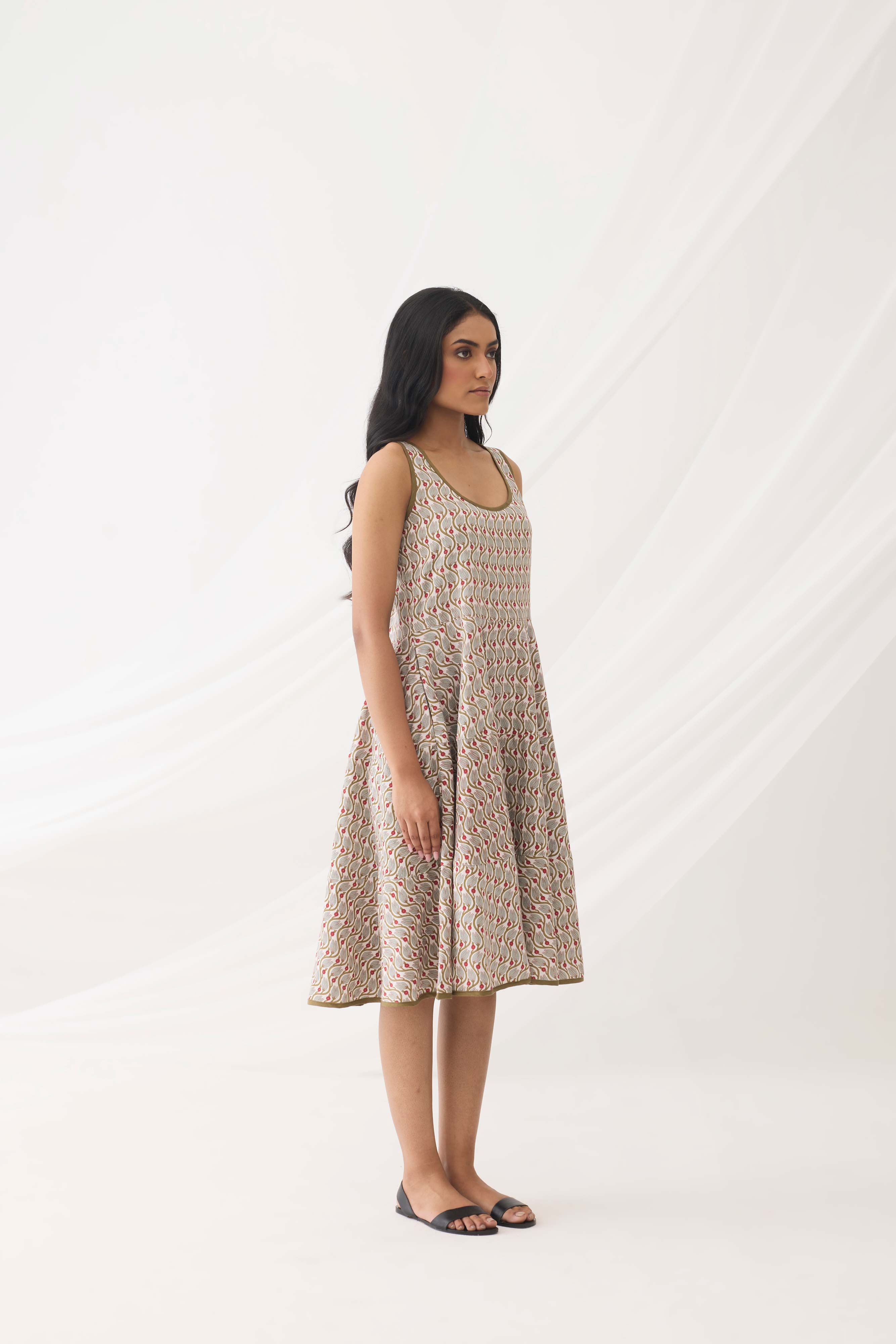 Breazy Dress White Green (9964417057067)