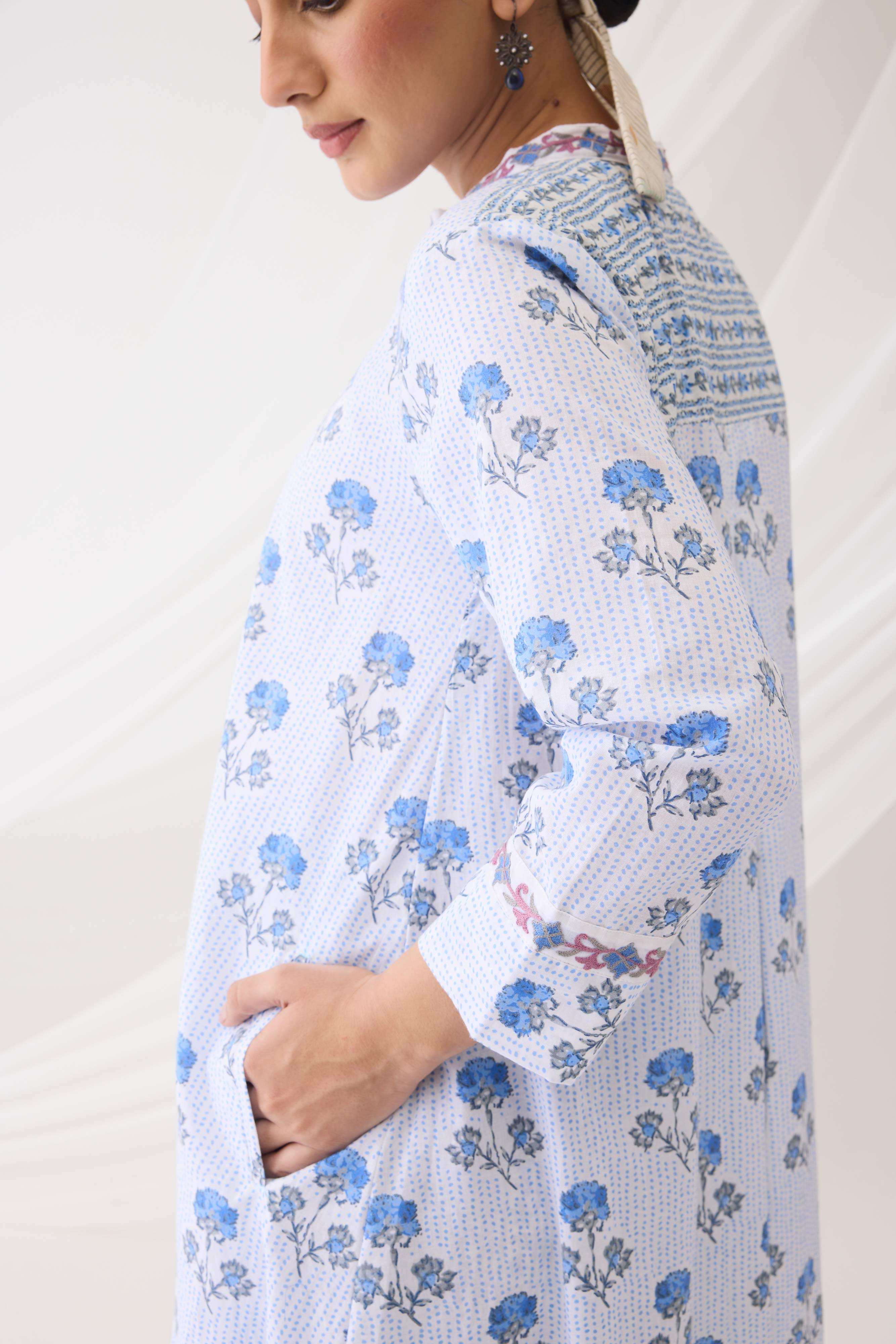 Myra Kurta White Blue (9964084363563)