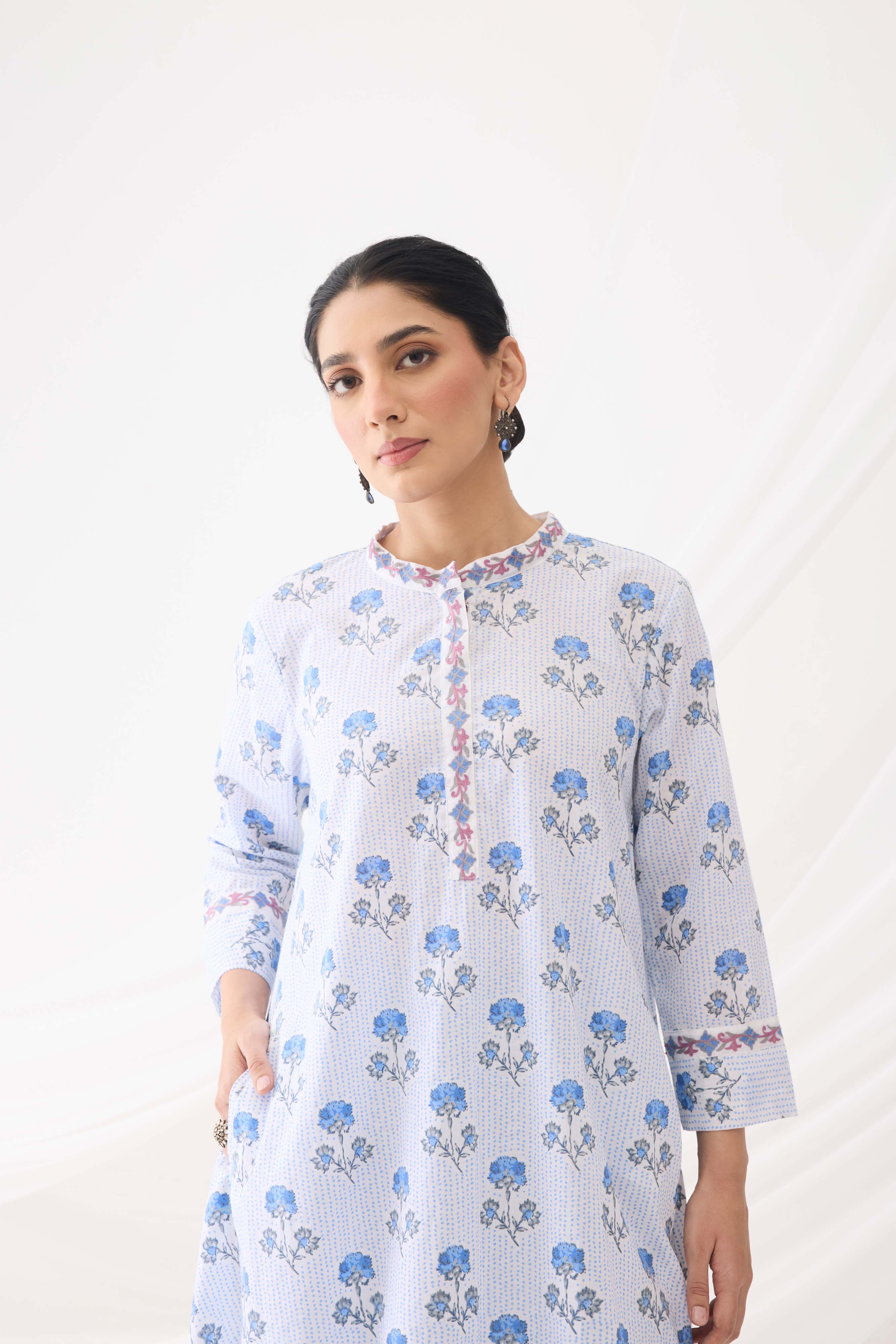 Myra Kurta White Blue (9964084363563)