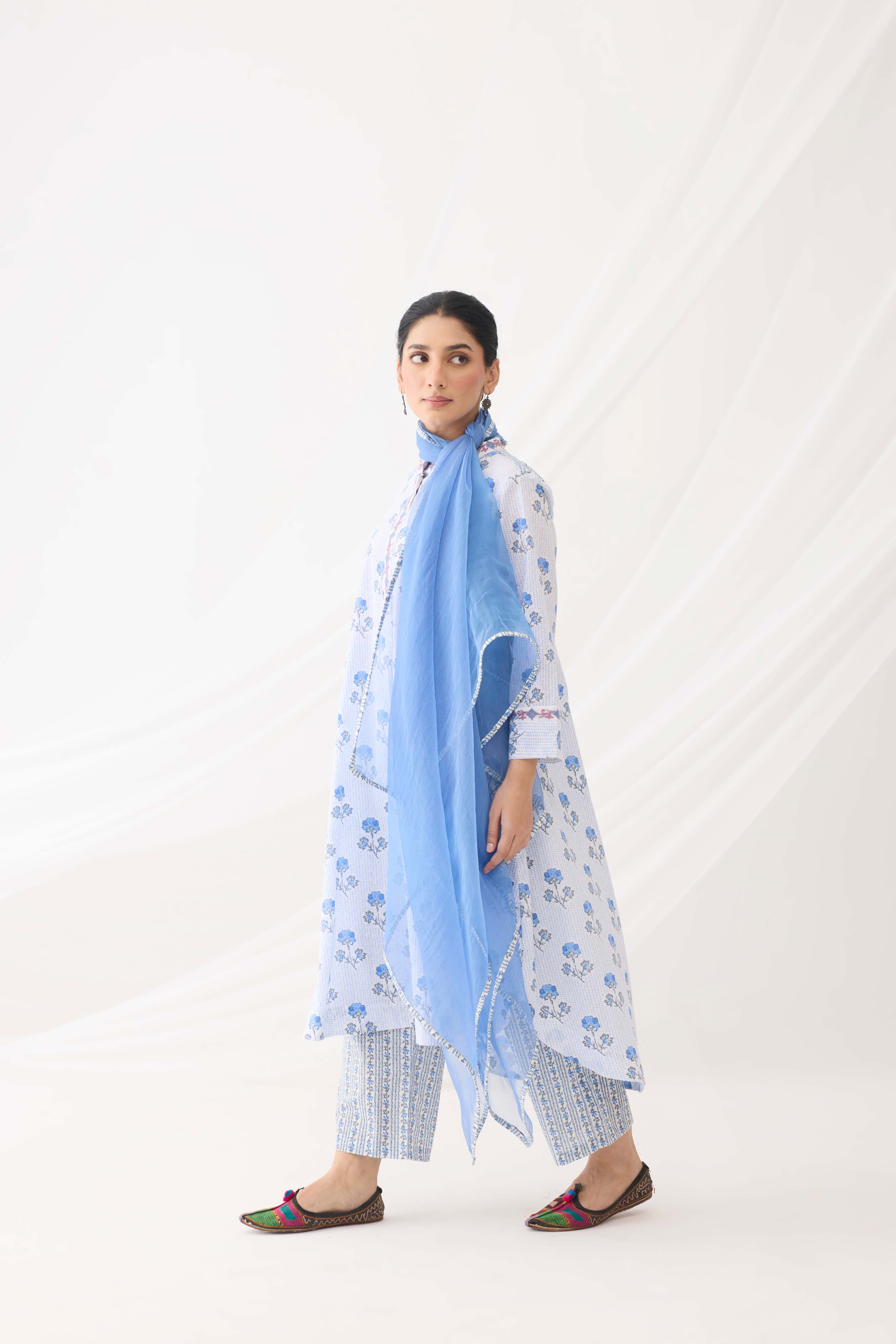 Myra Kurta White Blue (9964084363563)