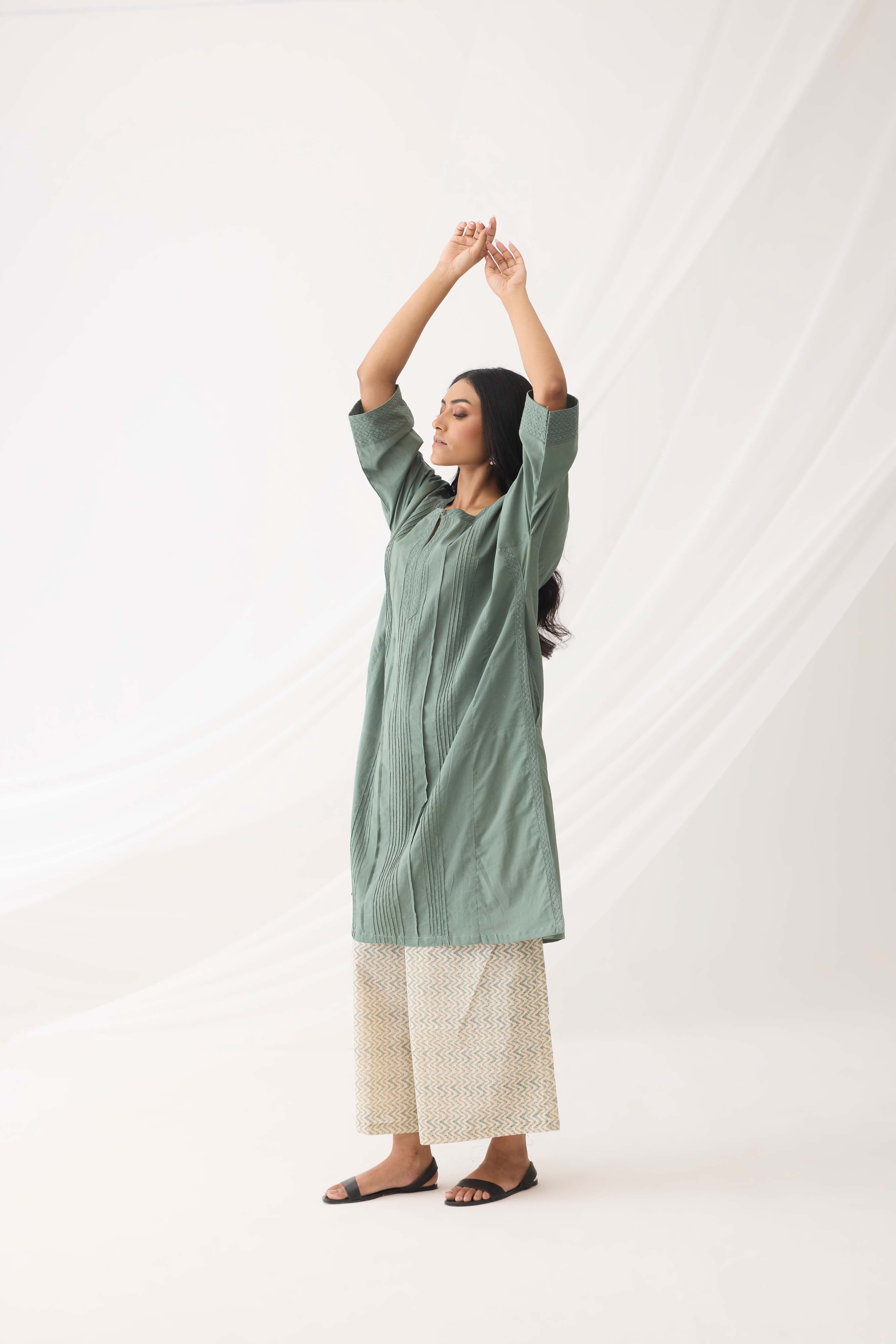Lavanya Kurta Dull Green (9967430861099)