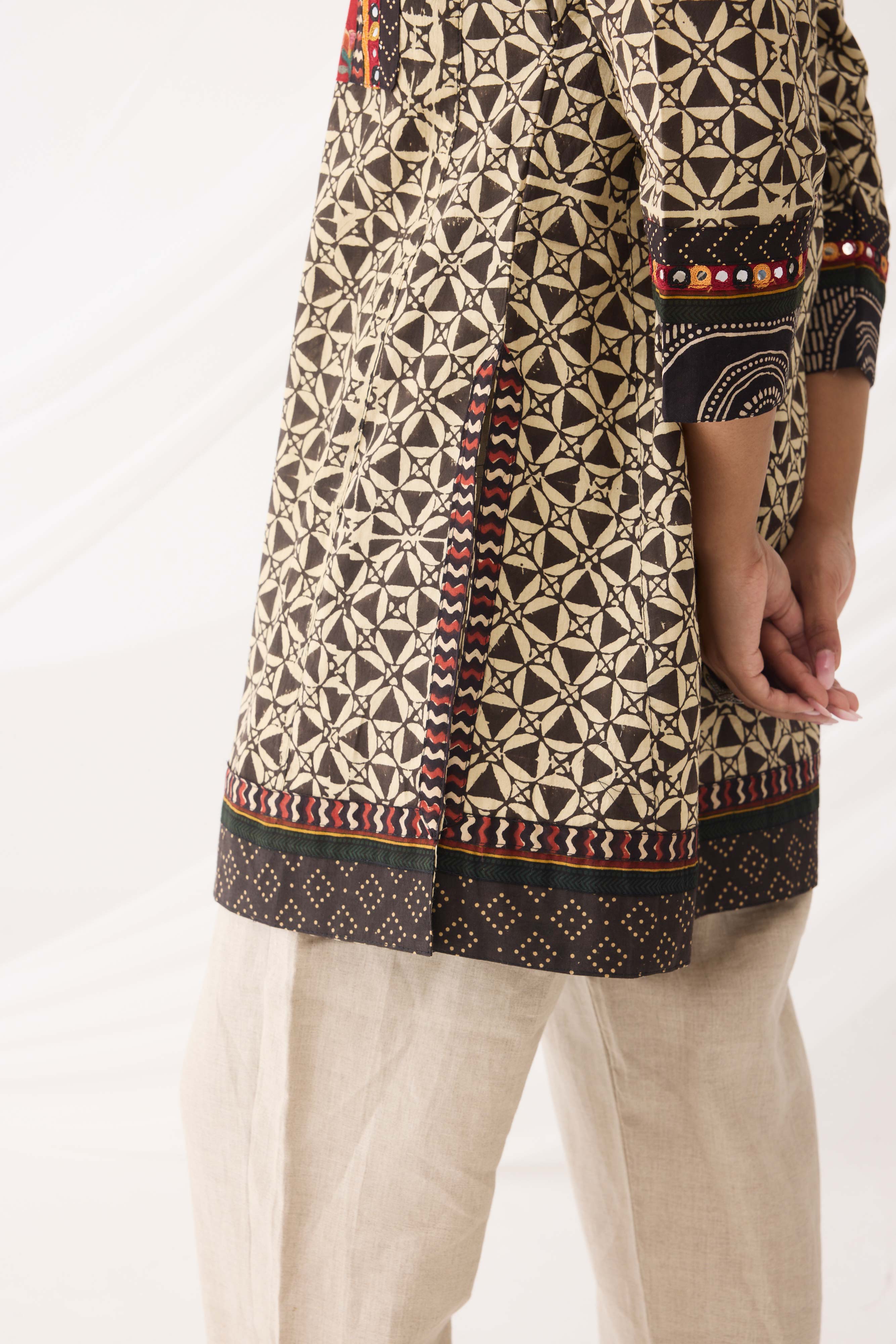 Rozana Kurti Black Off White (9967188345131)