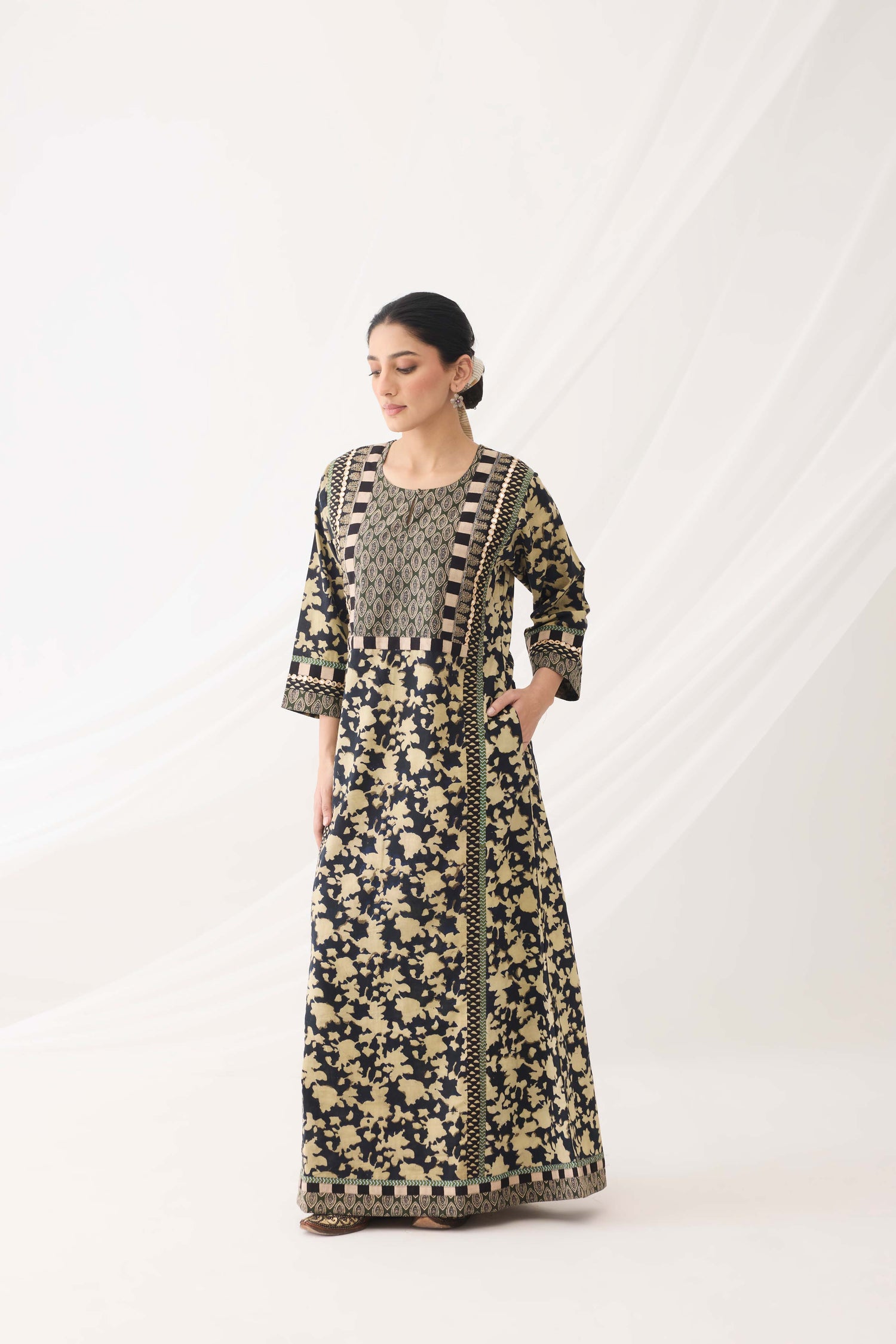 Rozana Caftan Black Beige (9967181988139)