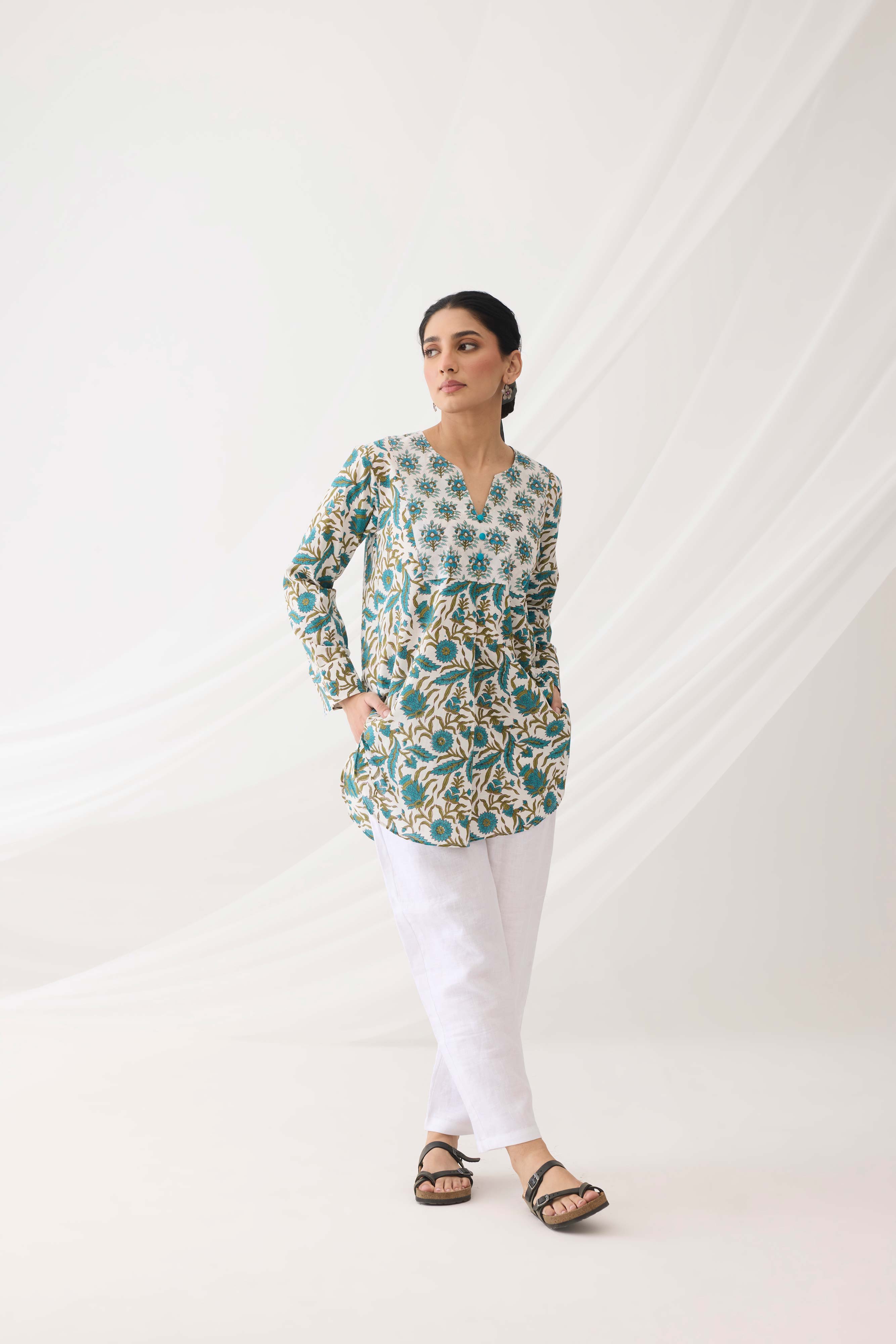 Surya Top White Blue (9964415680811)
