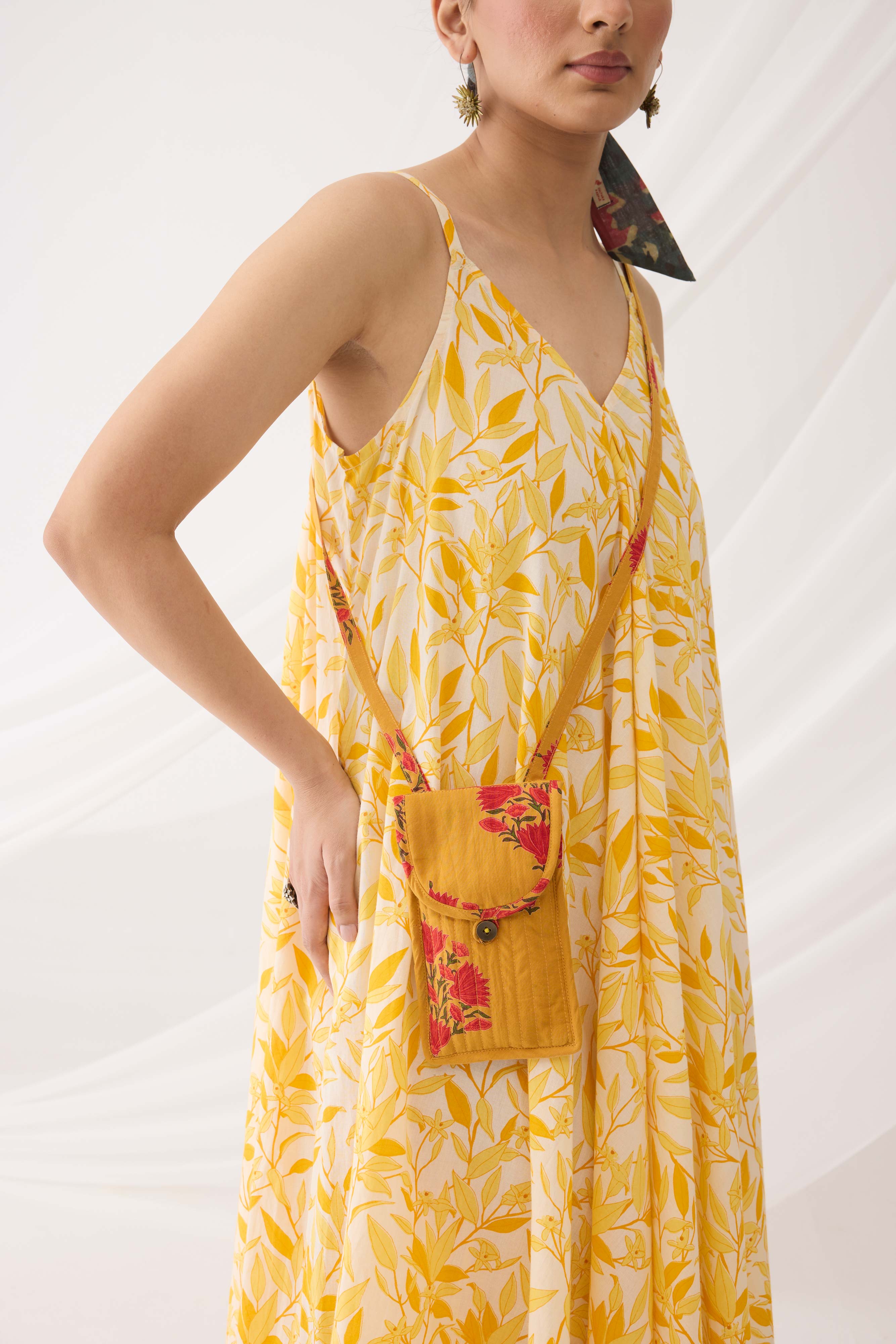 Mobile Pouch Mustard Red (9967452029227)