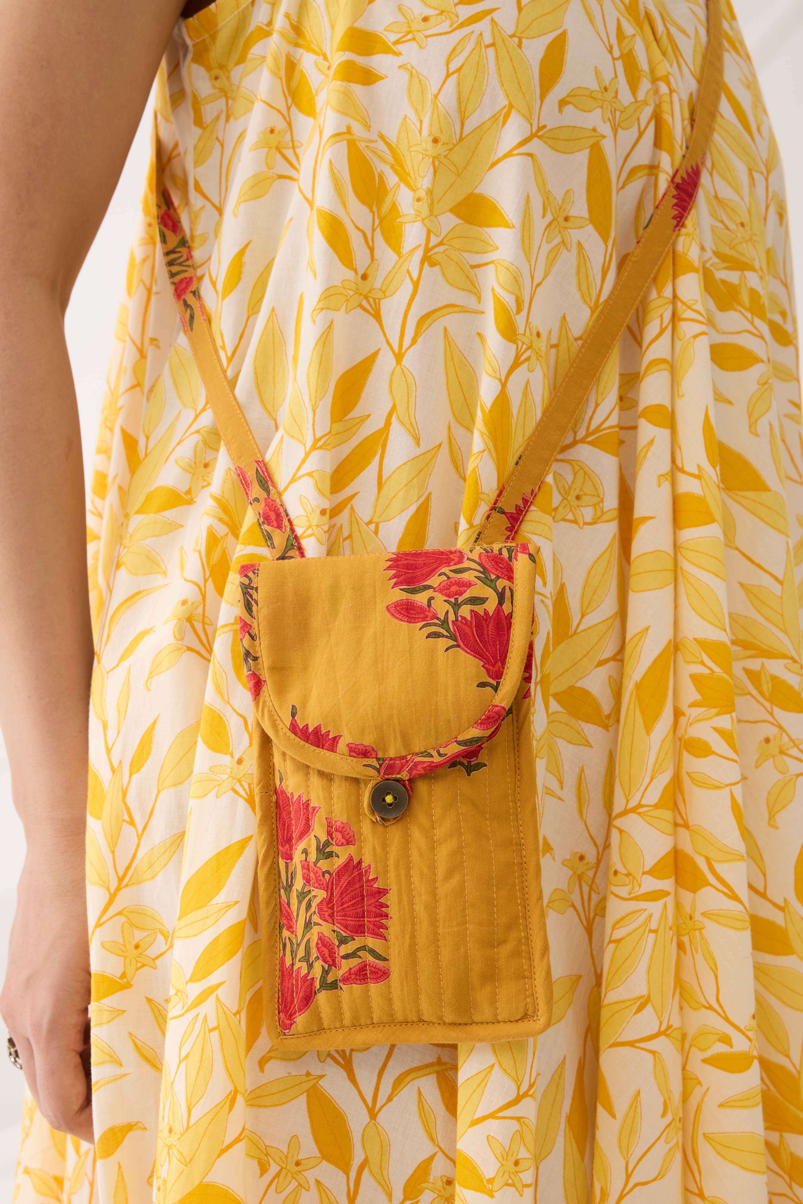 Mobile Pouch Mustard Red (9967452029227)