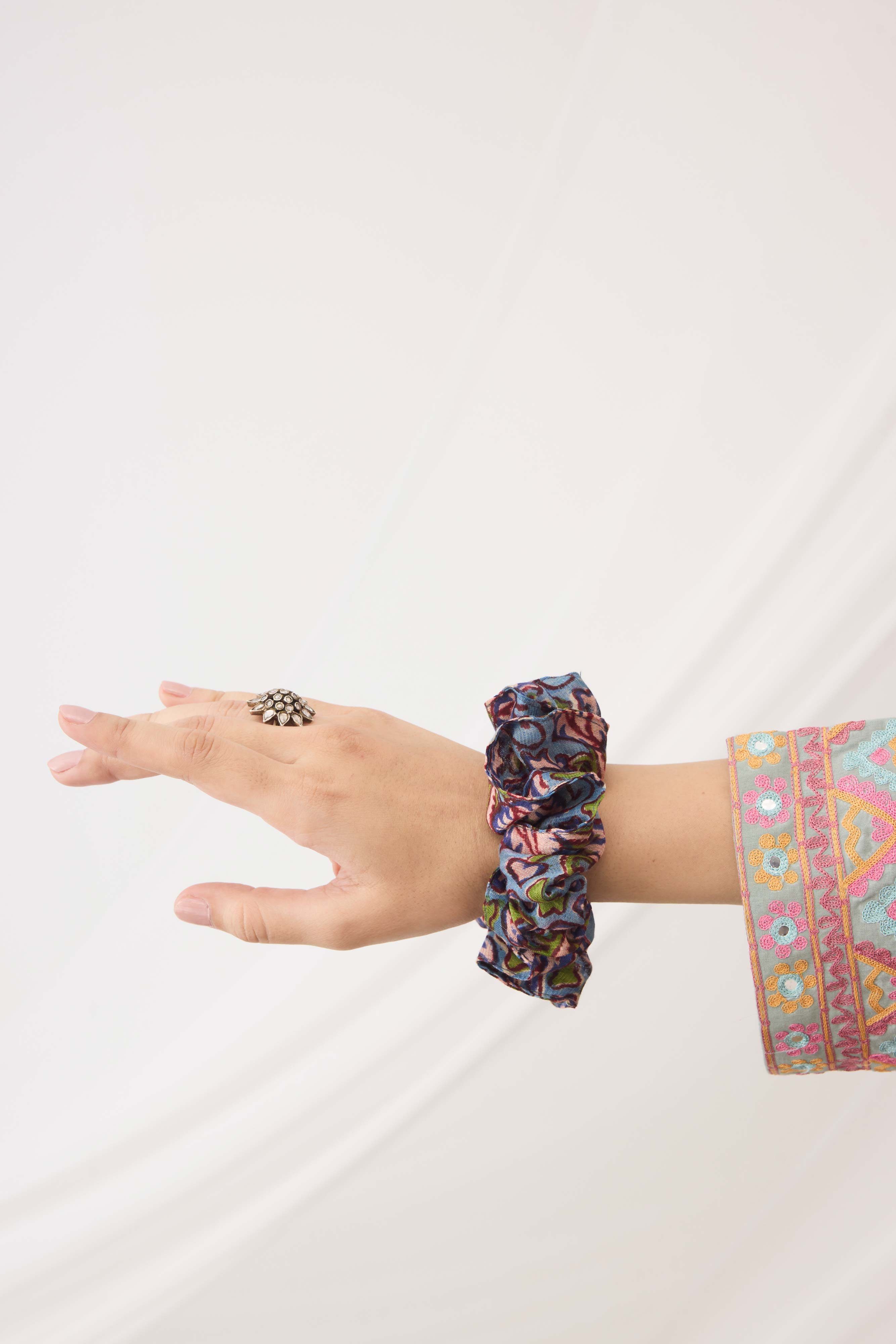 Scrunchy Printed Blue (9967439282475)