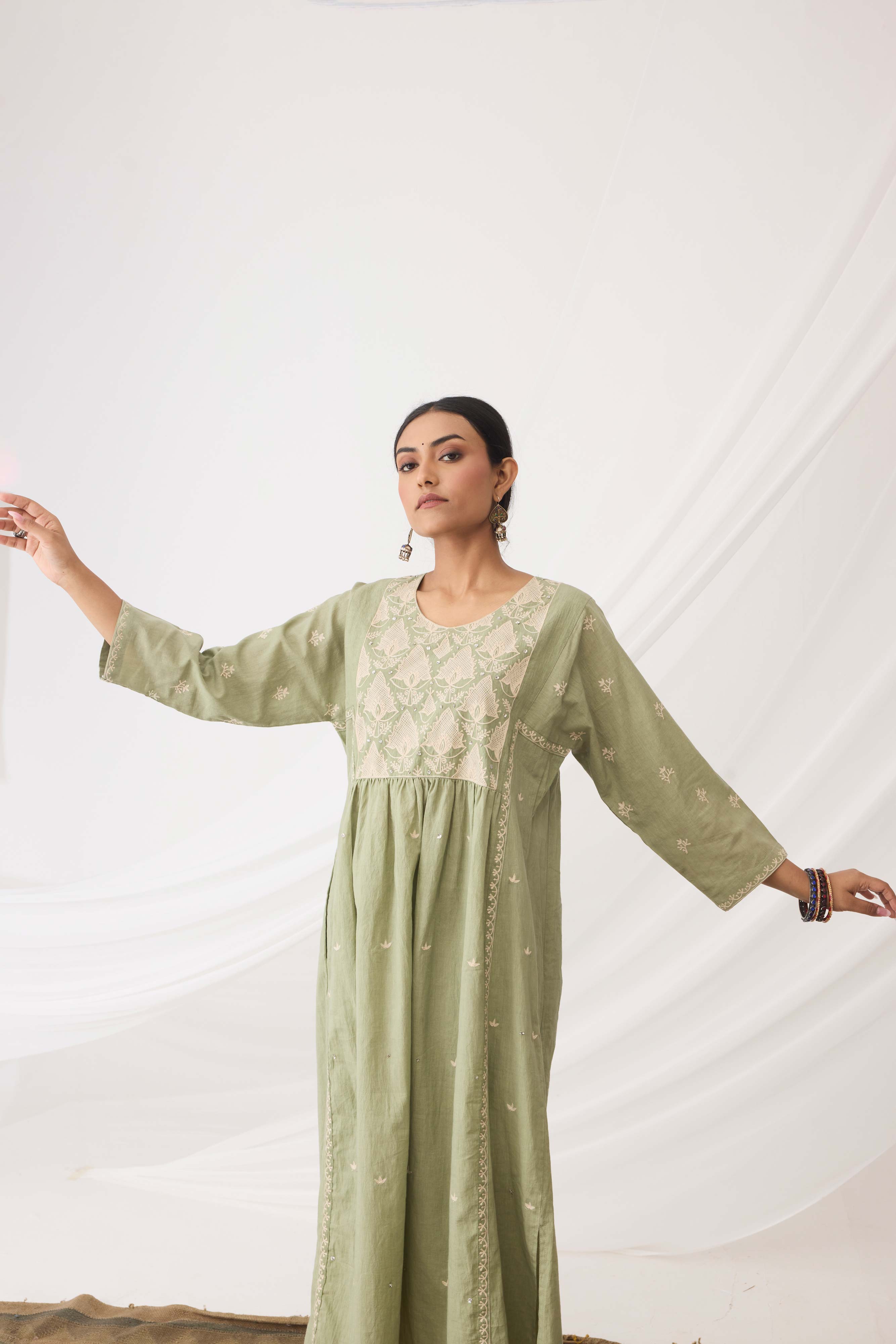 Meera Kurta Pista Green (9963482906923)