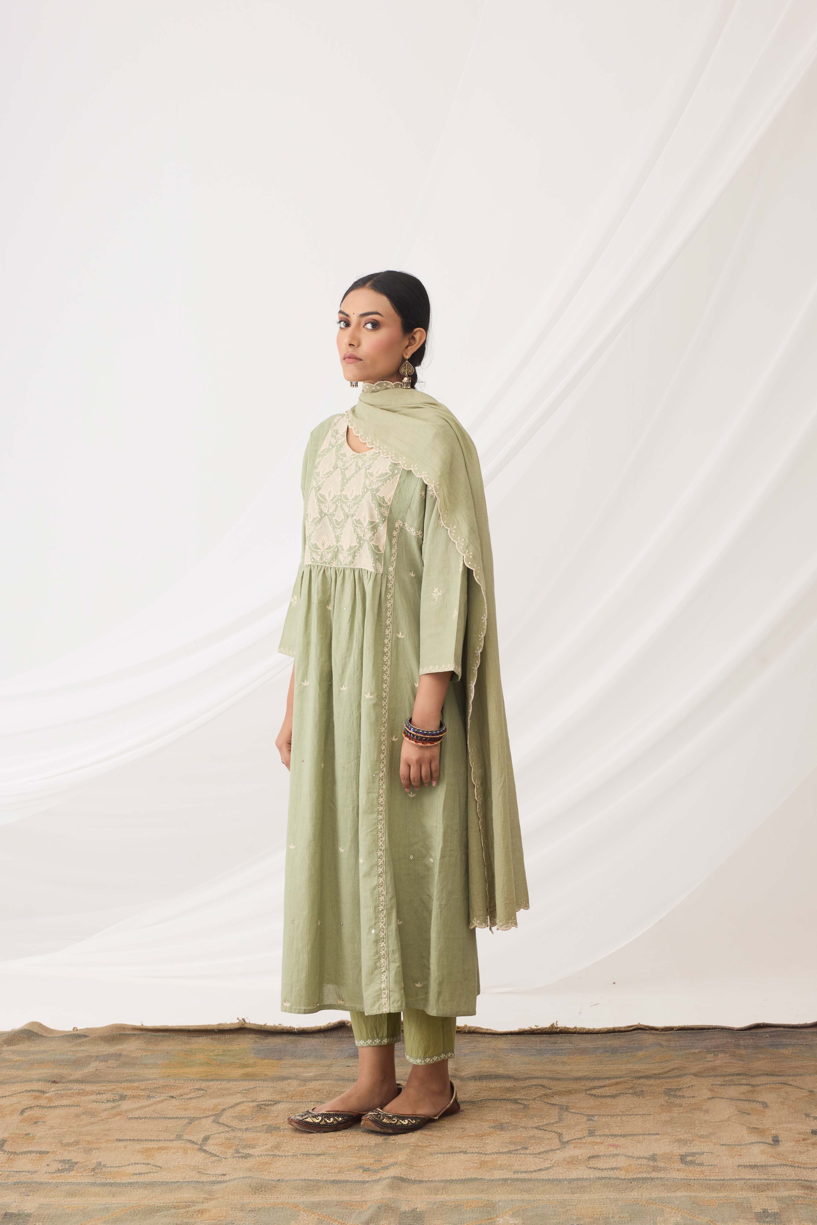Meera Kurta Pista Green (9963482906923)