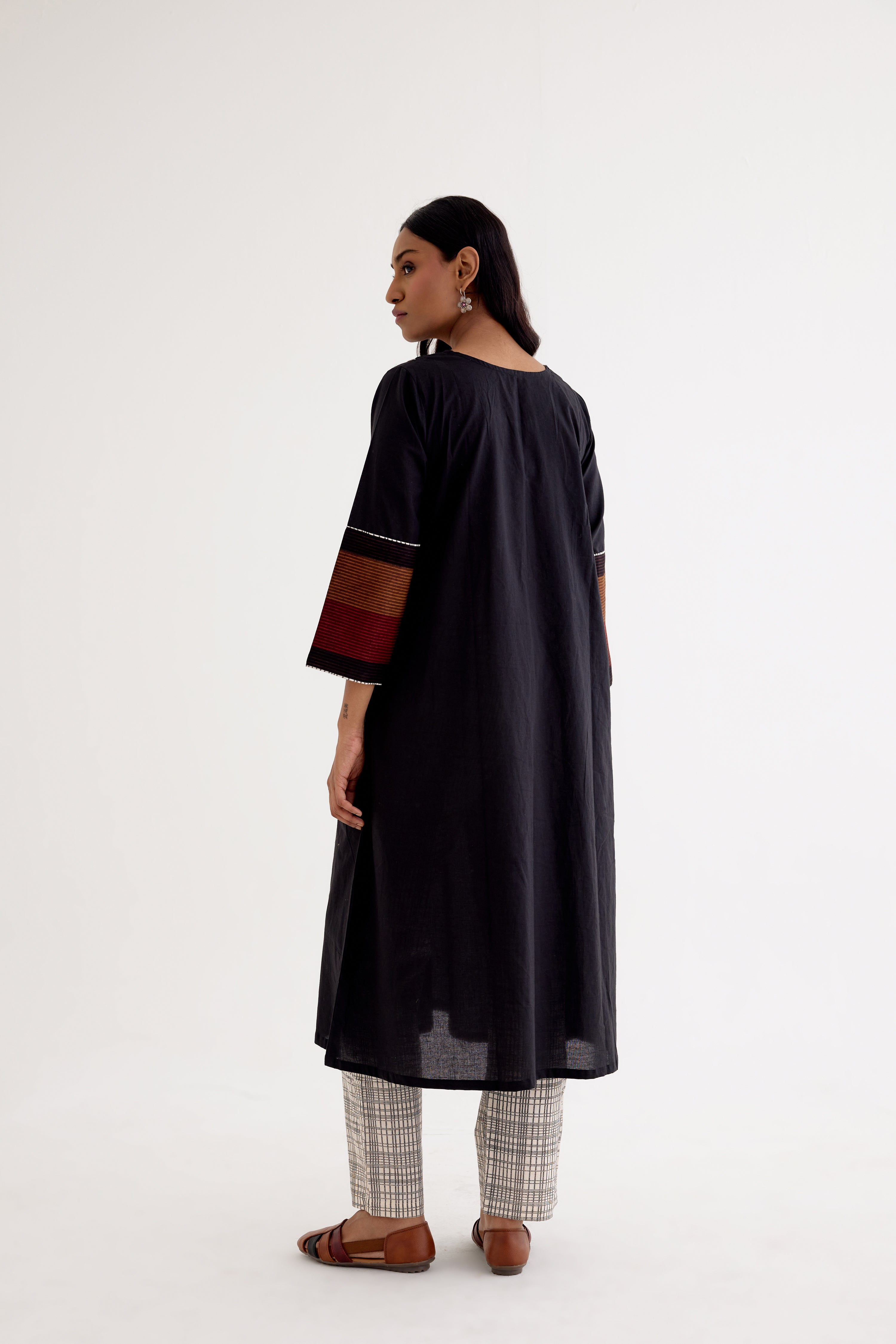 Kaia Kurta Black (10040139350315)