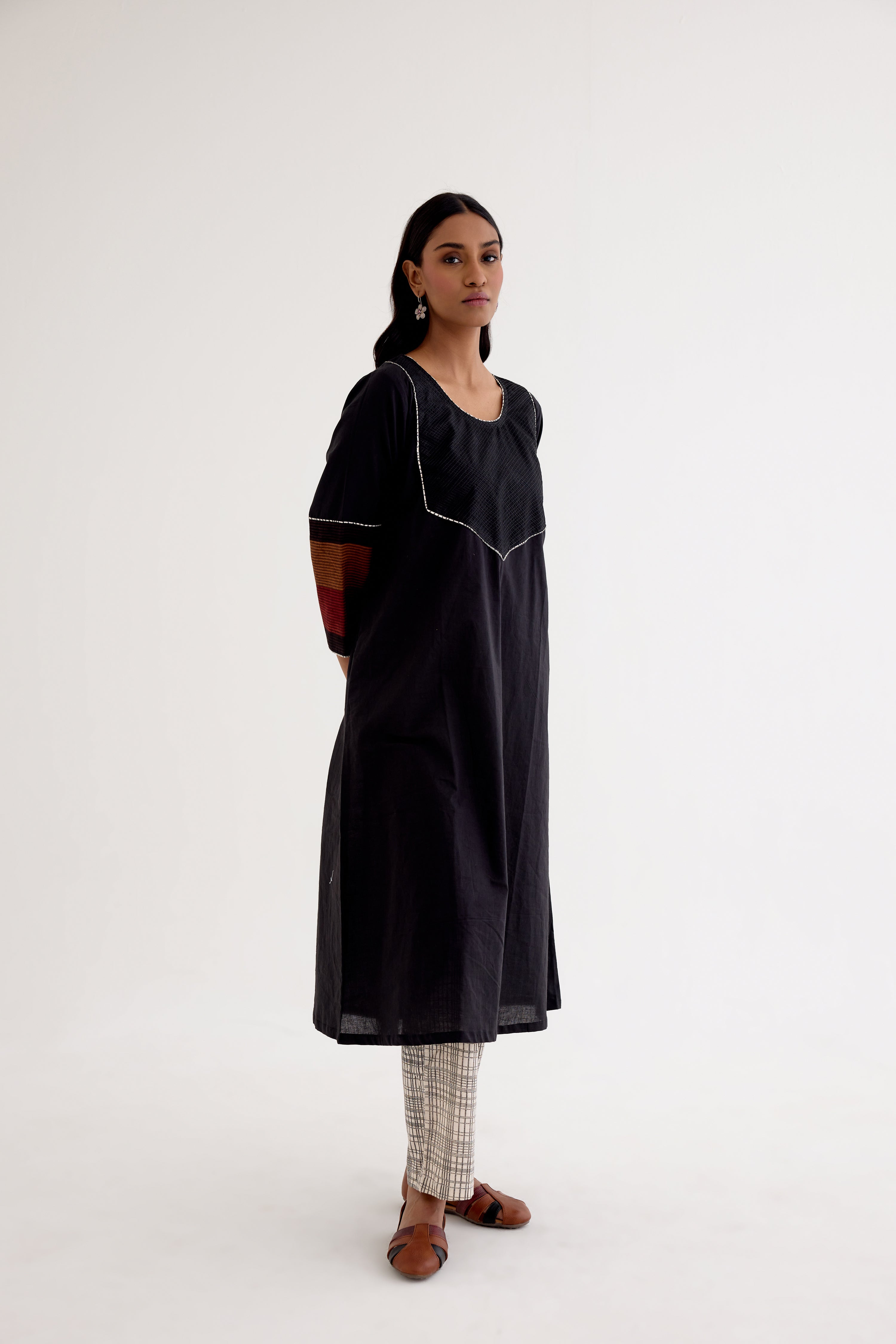Kaia Kurta Black (10040139350315)