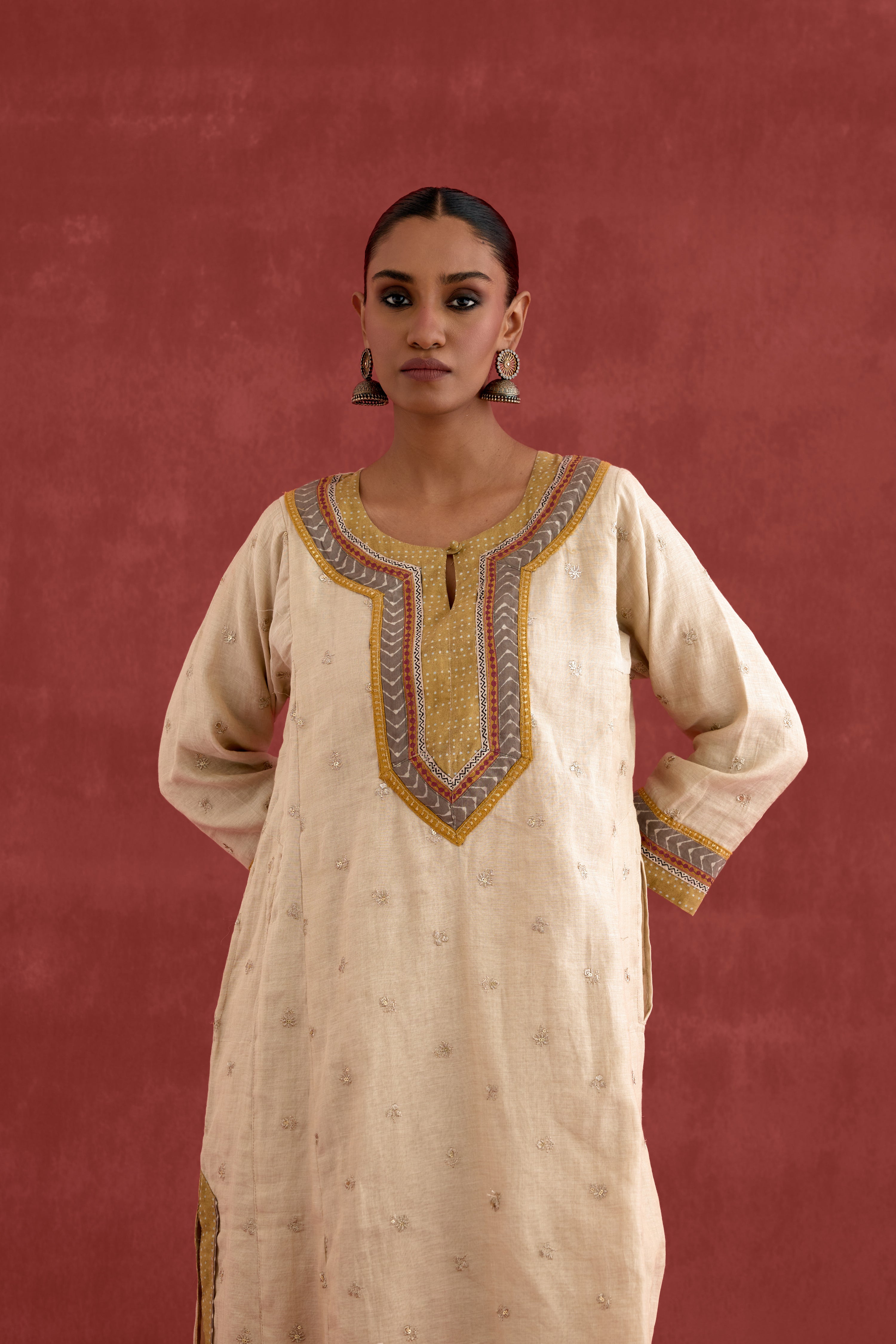 Adya Embroidered Mul Chanderi Kurta Off White (10039353114923)