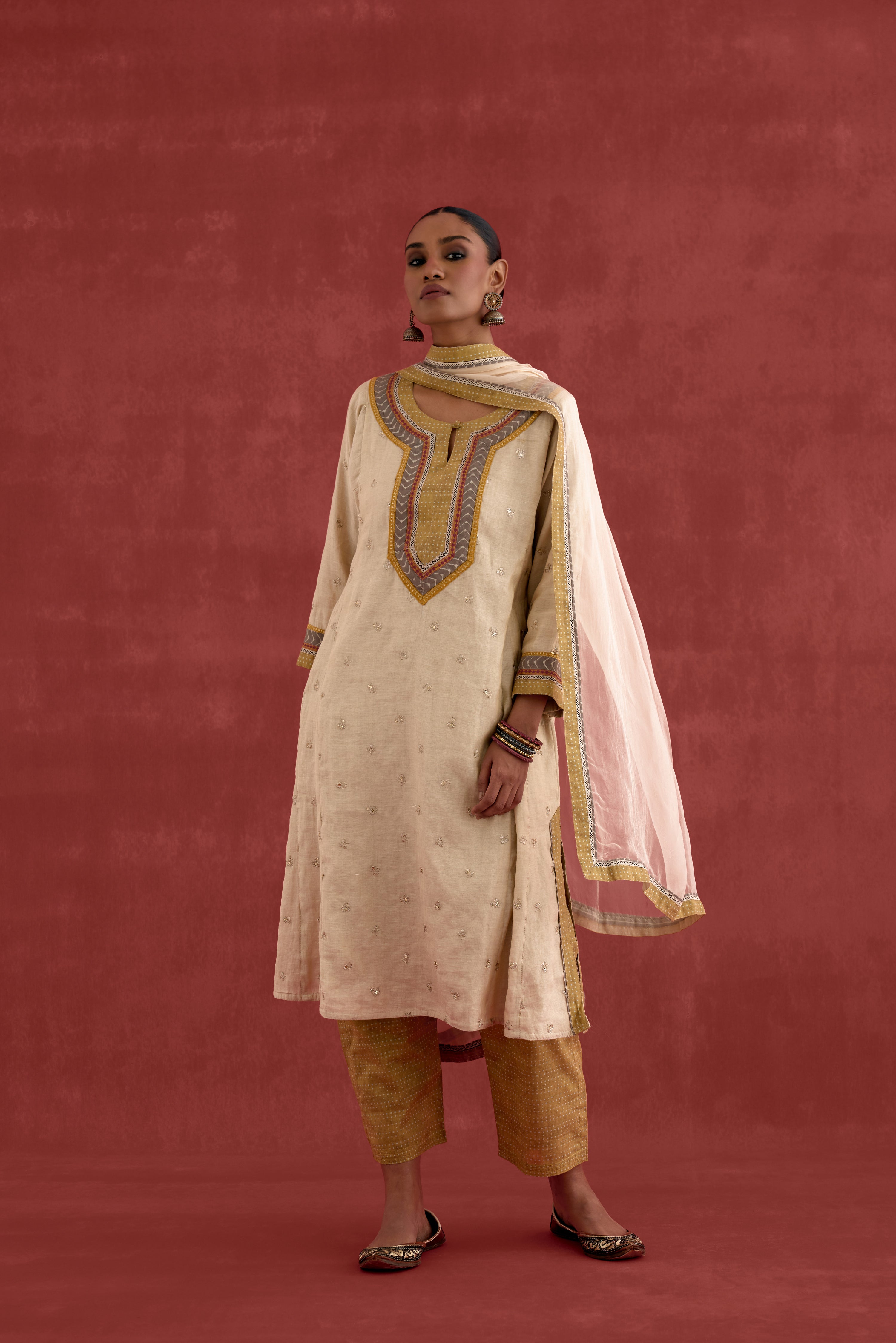 Medh Dupatta Cream (10039358193963)