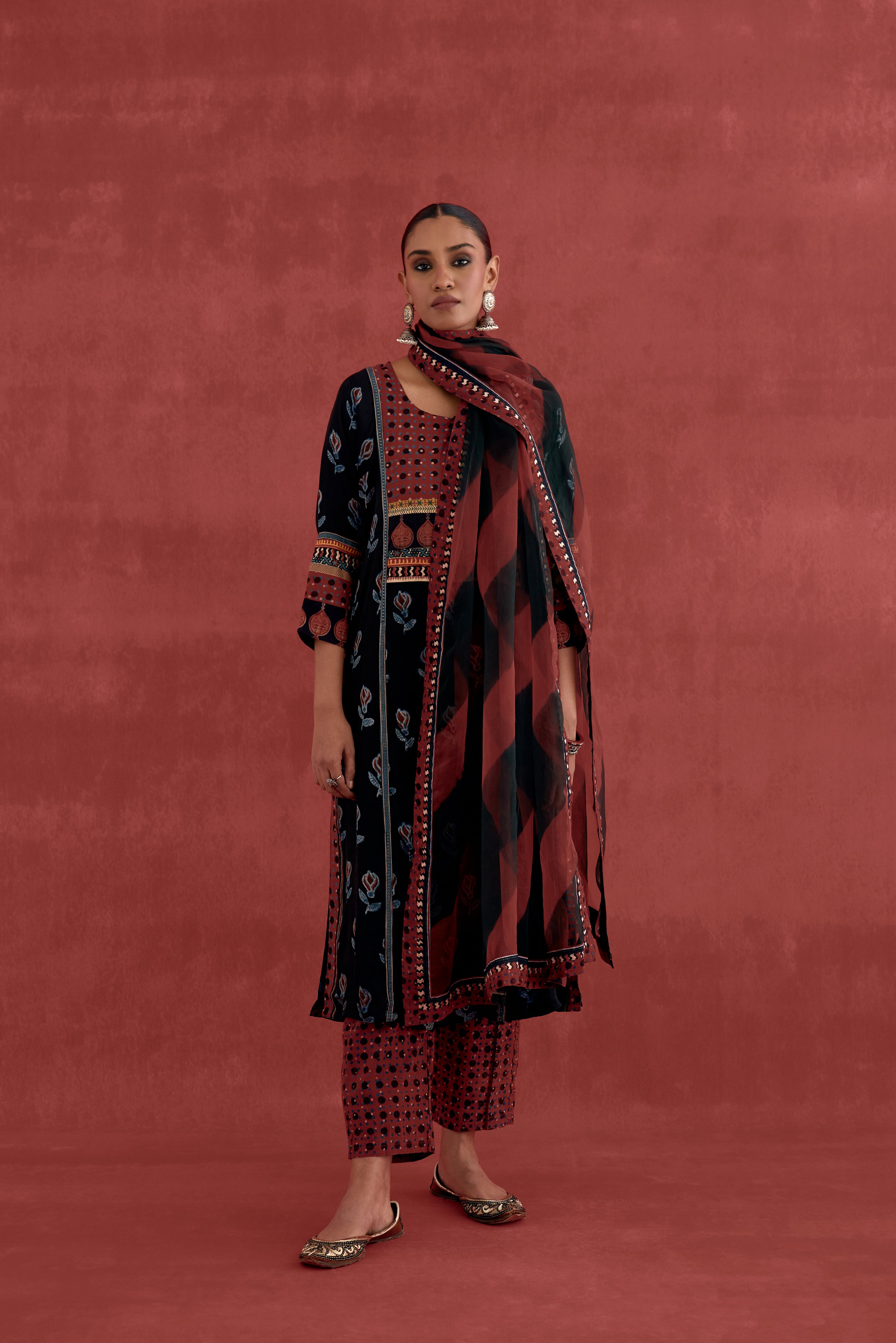 Rozana Modal Silk Block Printed Kurta Black (10039711891755)