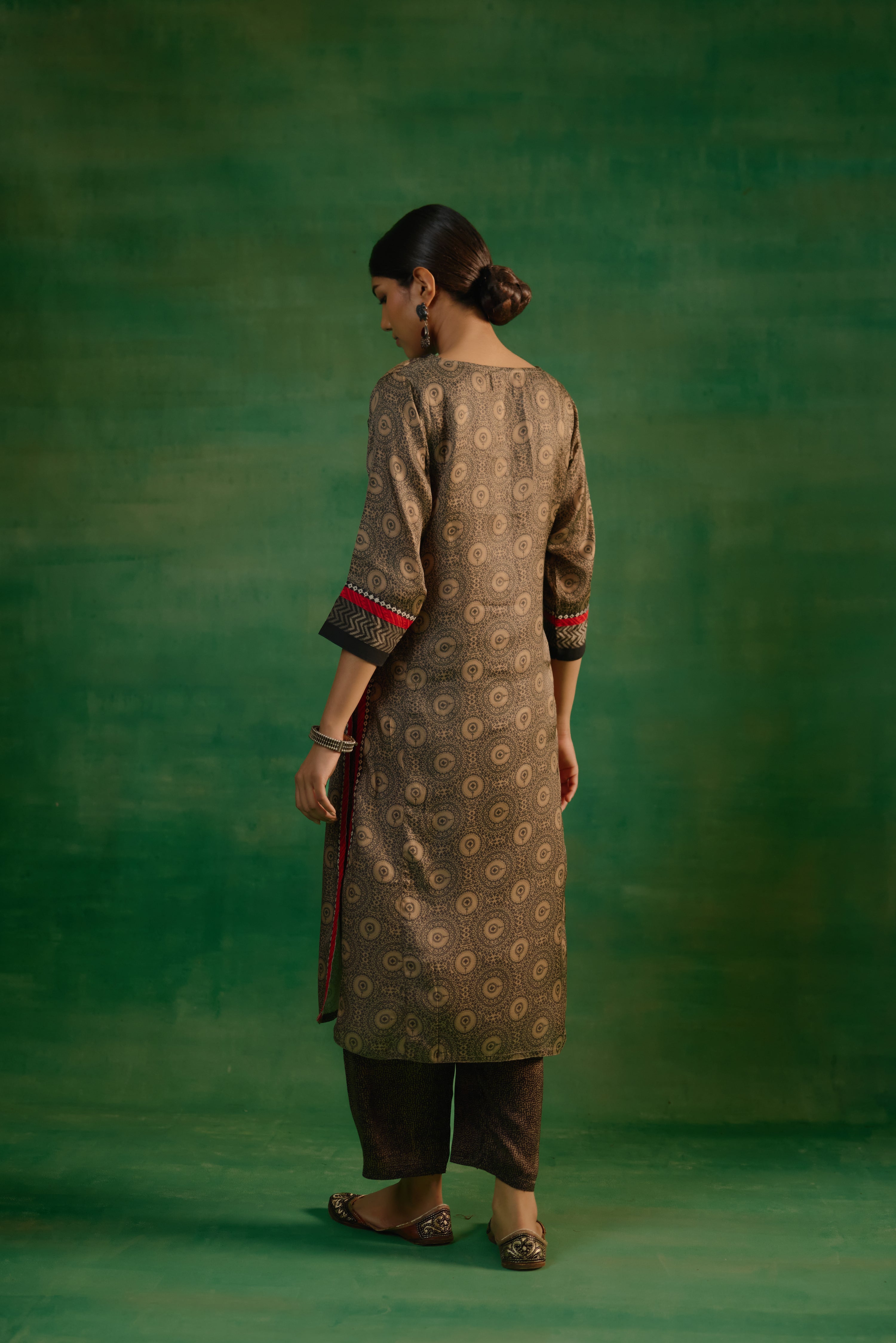 Rozana Kurta Beige Black (9819002208555)