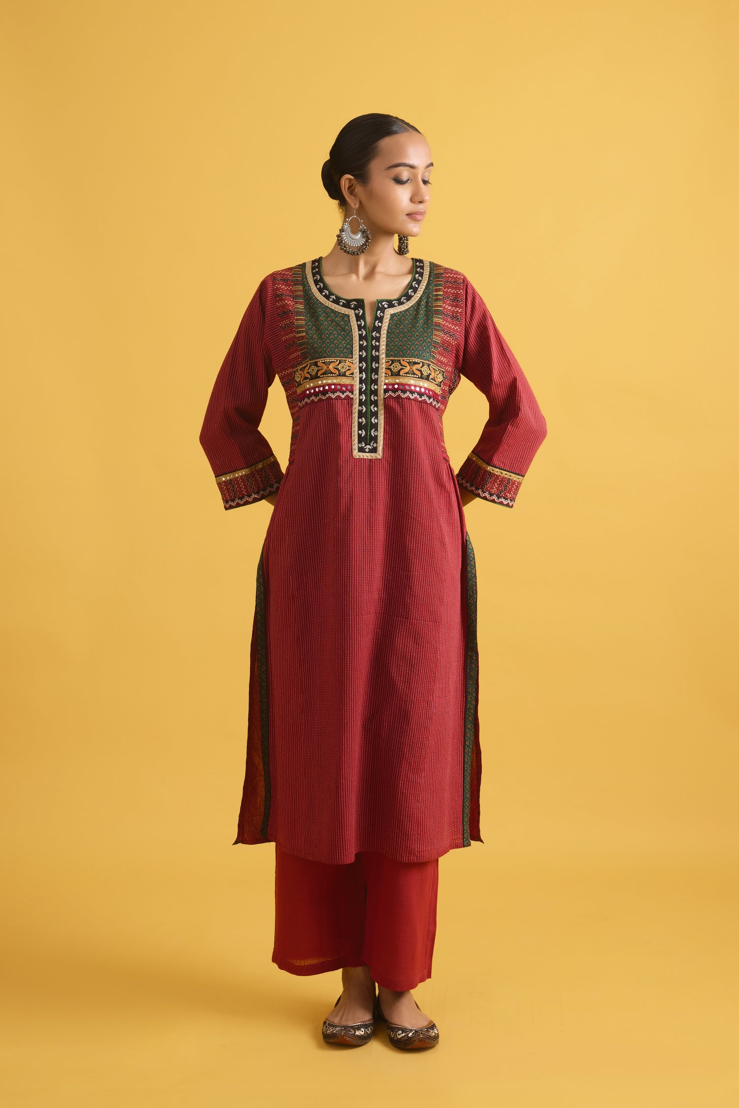 Banjara Kurta Maroon Sampada