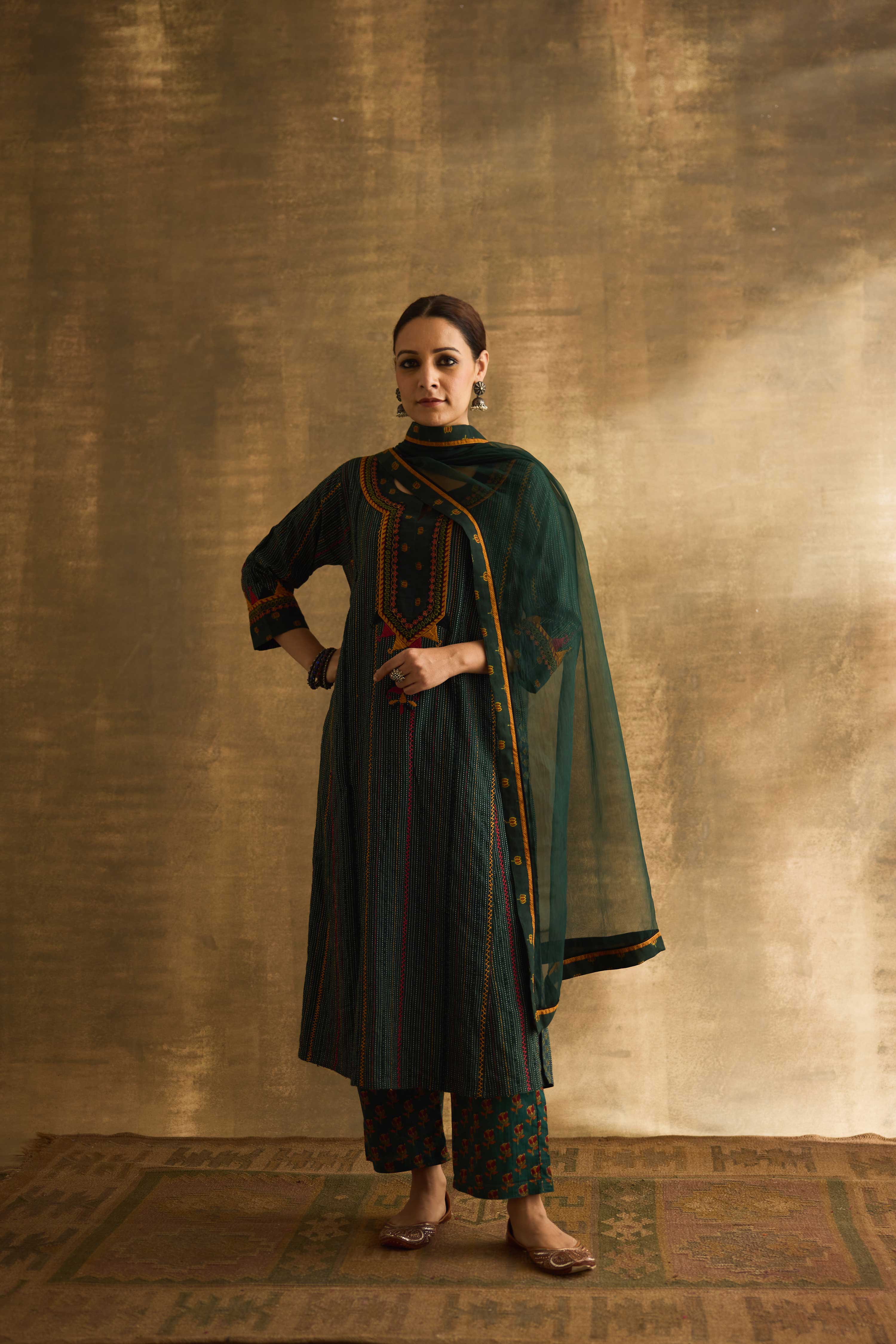 Medh Dupatta Green (9886351393067)