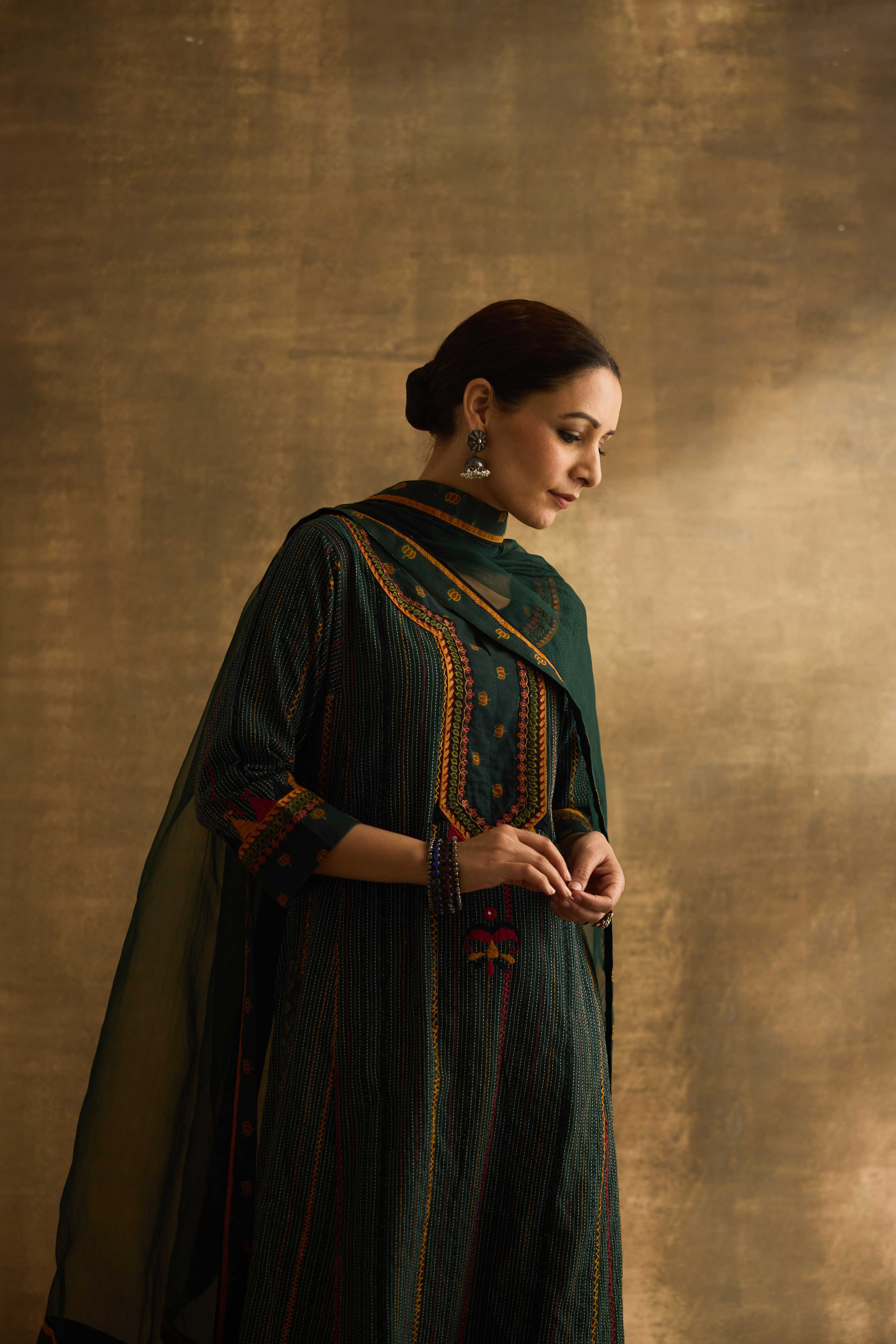 Medh Dupatta Green (9886351393067)