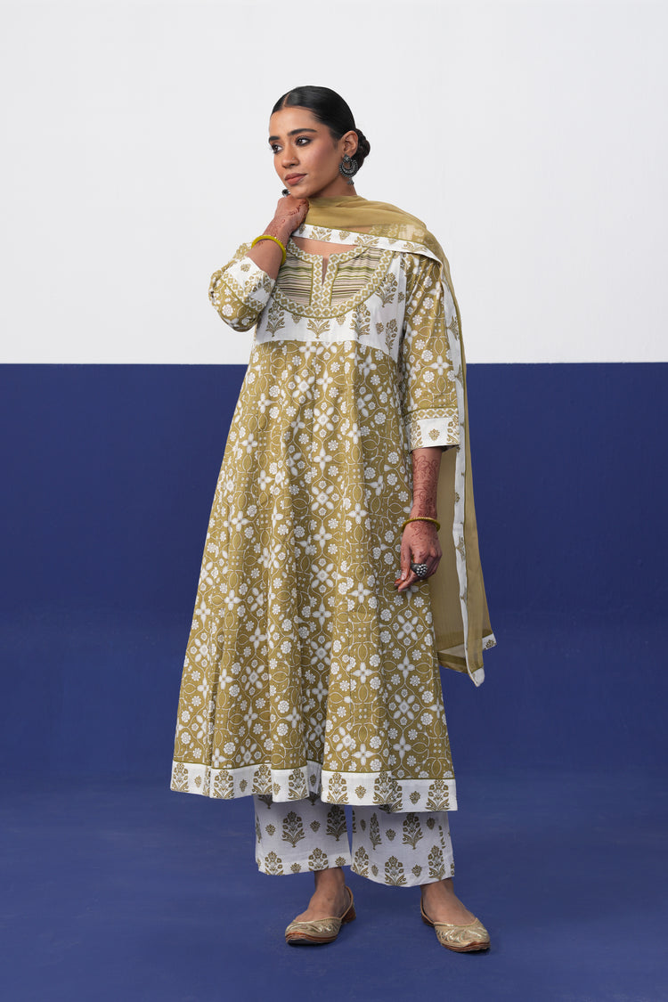Medh Dupatta Olive Green