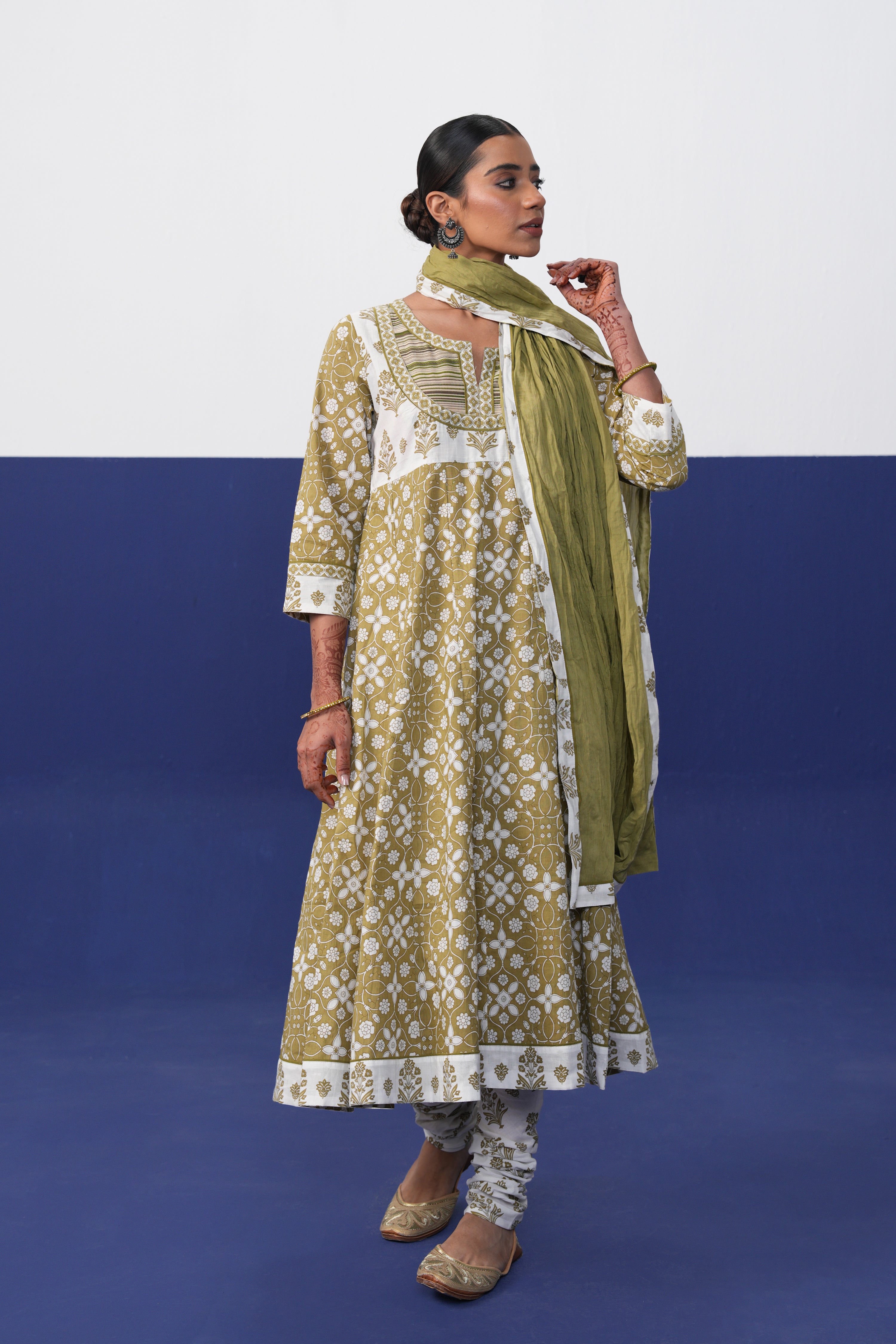 Rozana Dupatta Olive Green