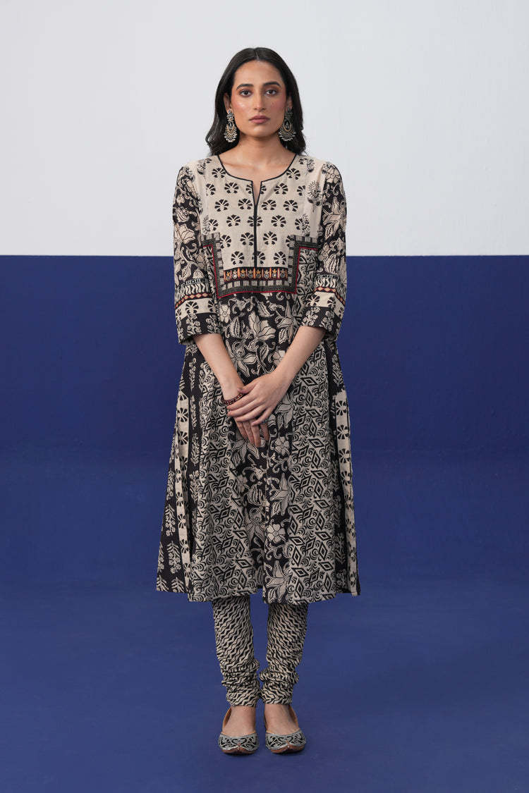 Ojas Cotton Printed Kurta Black Off White
