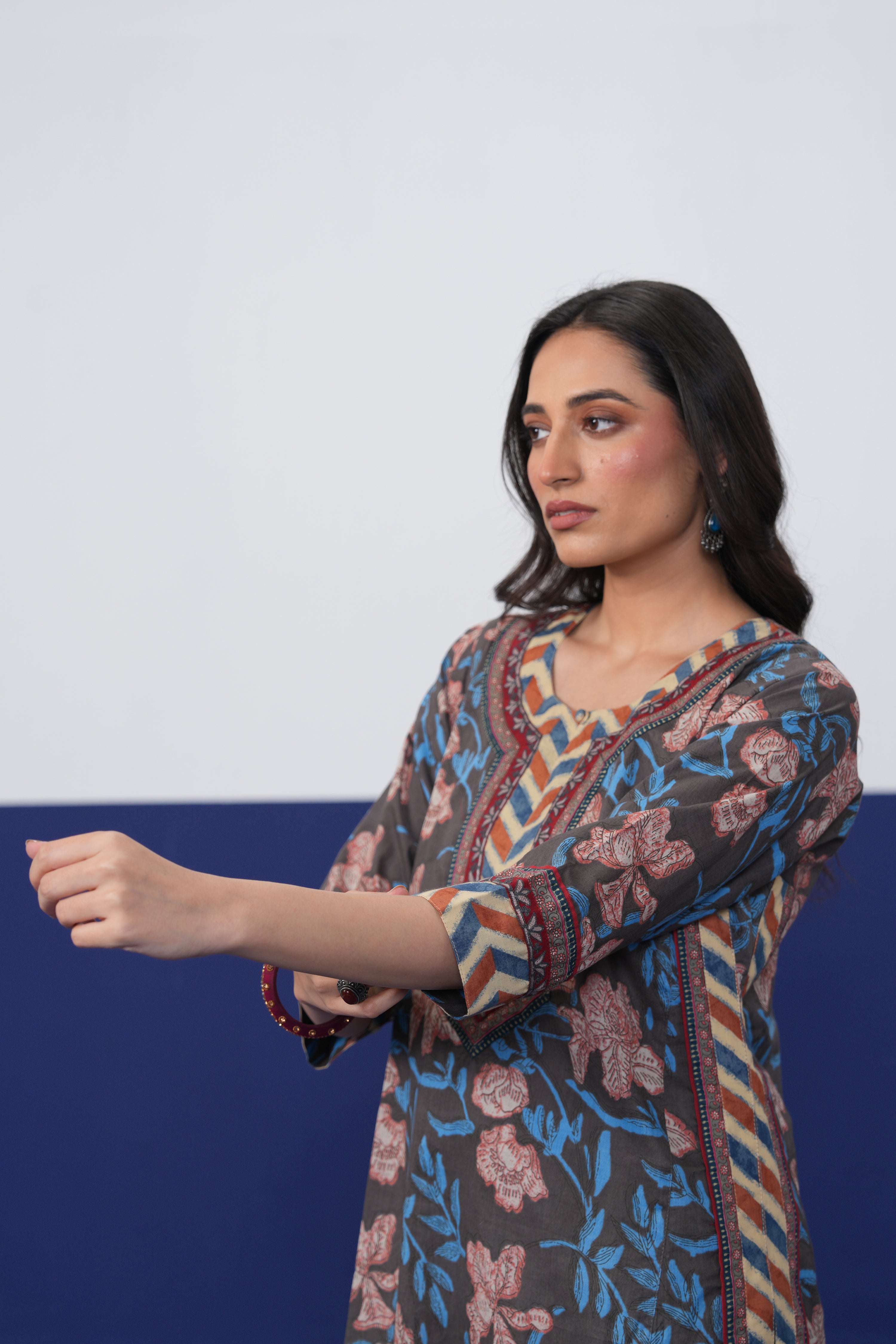 Anu Cotton Printed Kurta Dark Grey