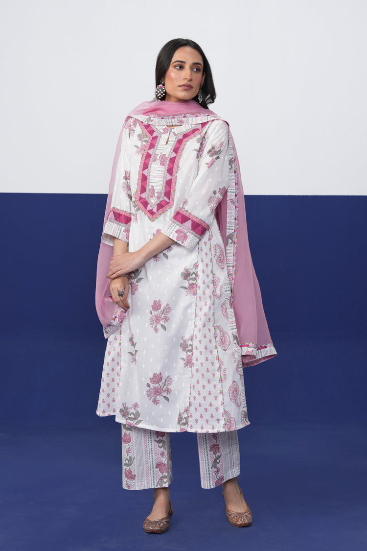 Adya Cotton Printed Kurta White Pink