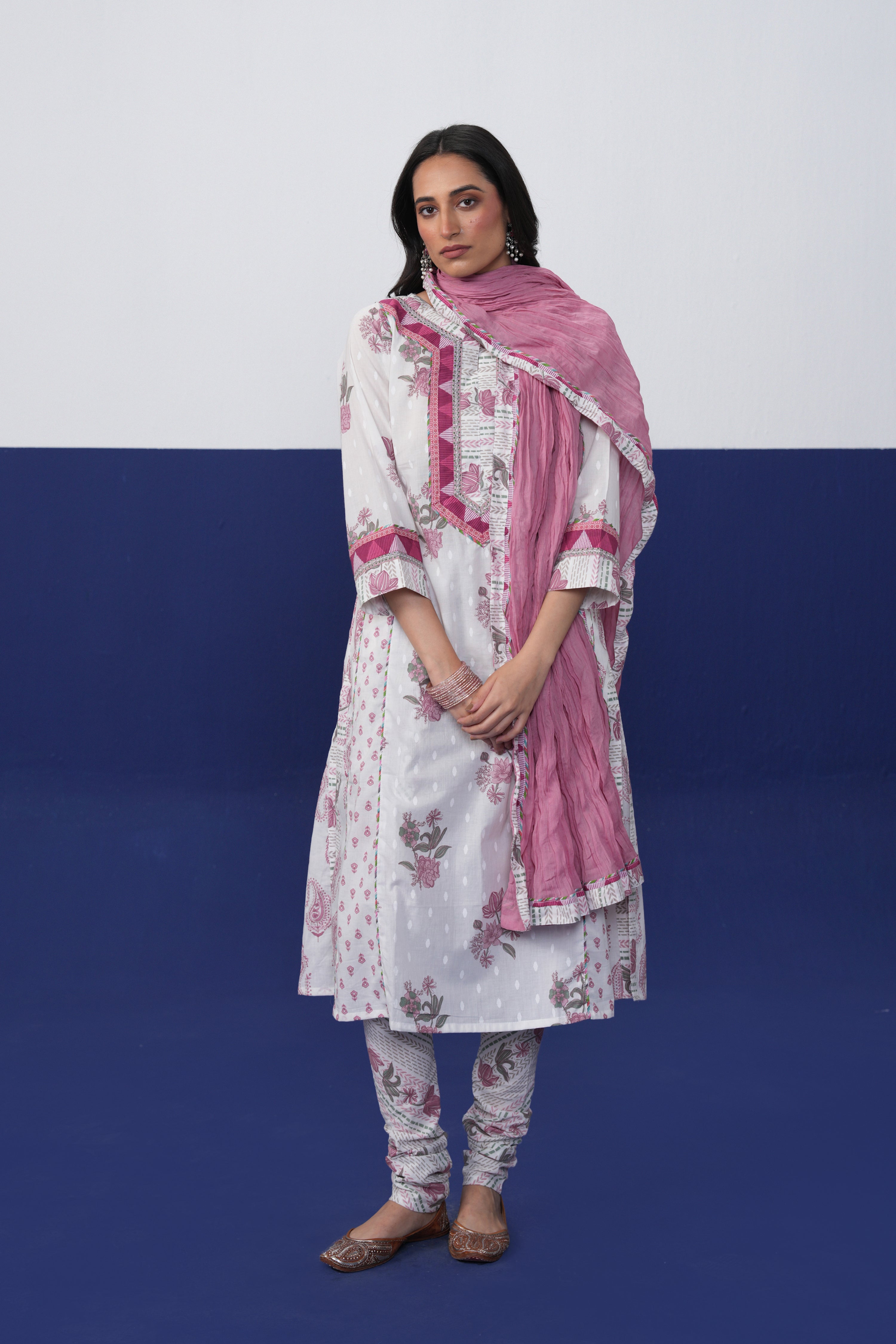 Rozana Dupatta Light Pink