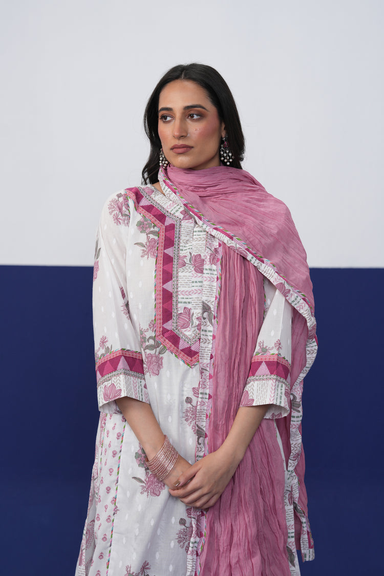 Adya Cotton Printed Kurta White Pink