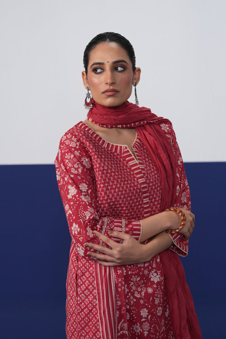 Tulsi Cotton Dupatta Red