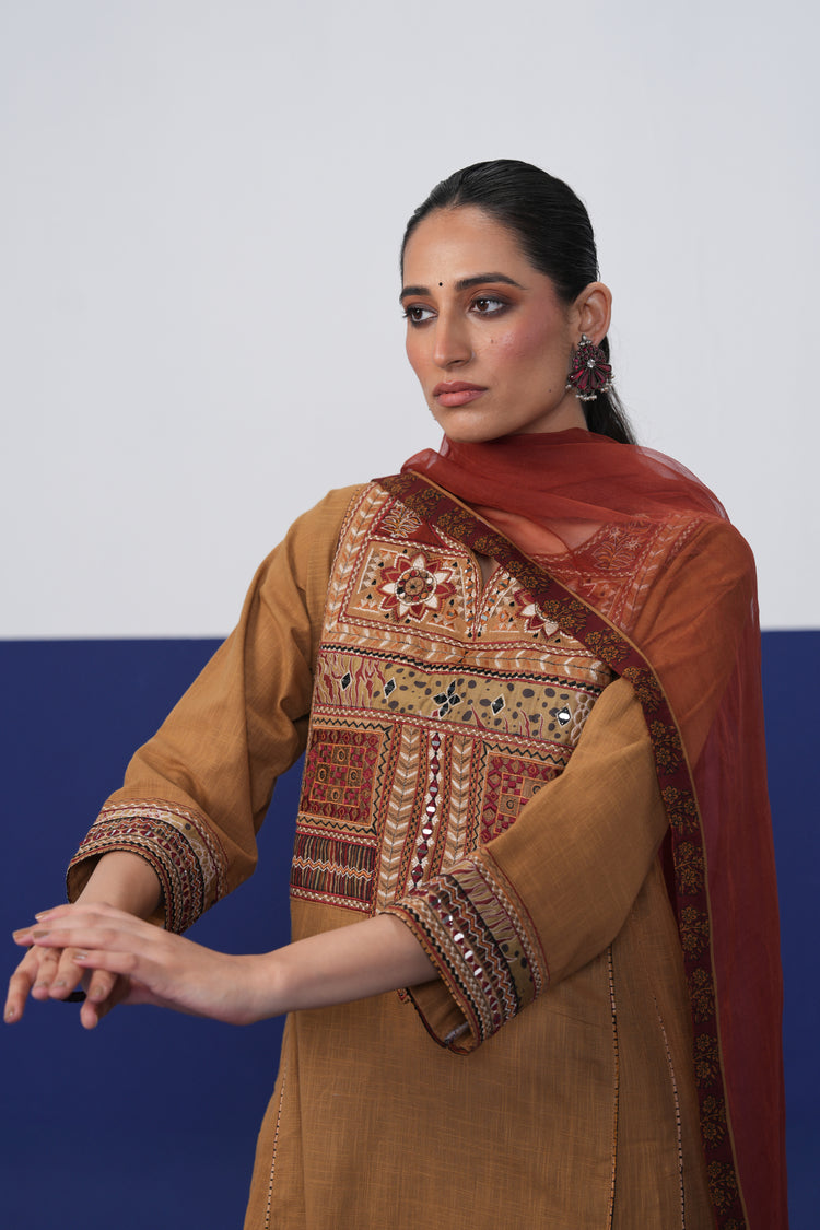 Tulsi Cotton Slub Embroidered Kurta Sand Brown