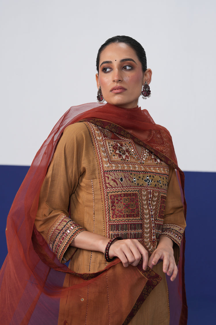 Tulsi Cotton Slub Embroidered Kurta Sand Brown