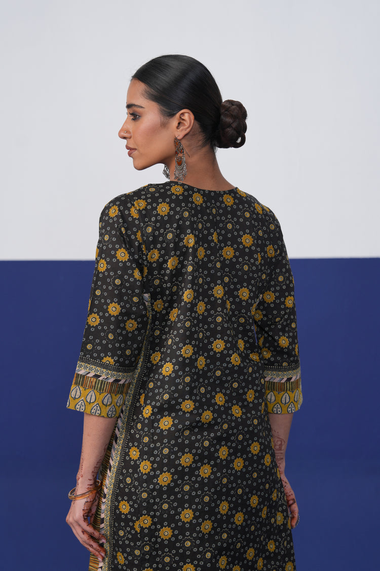 Anu Cotton Printed Kurta Black Mustard