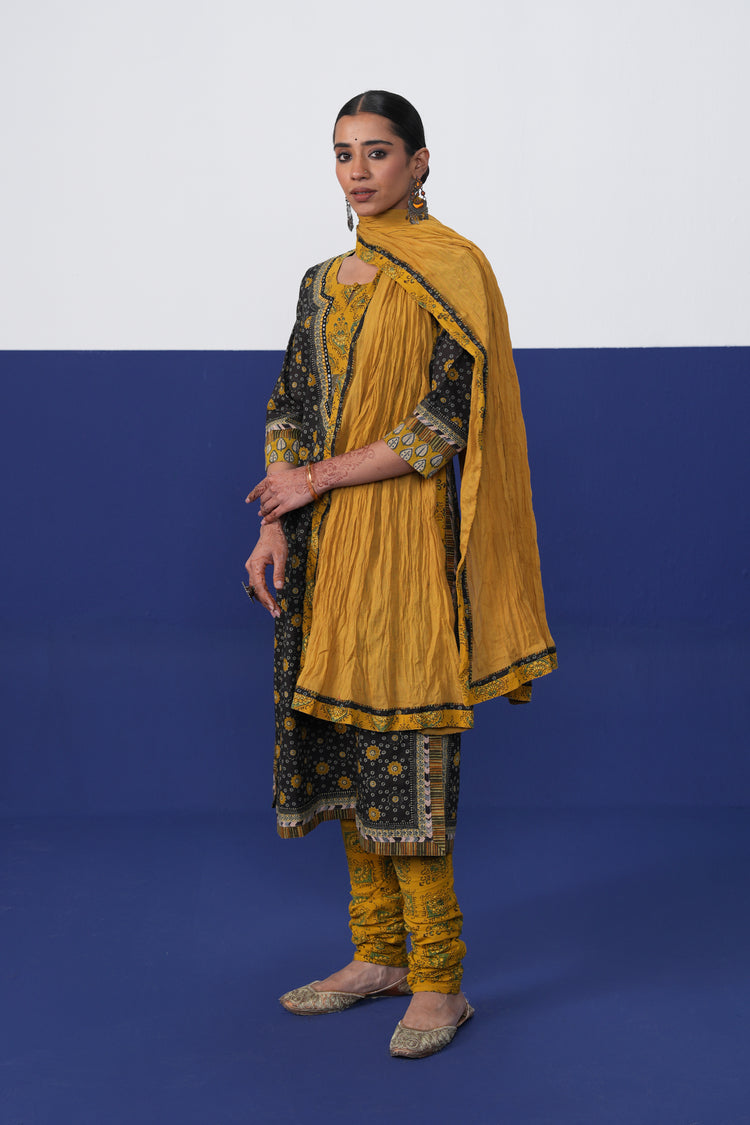 Rozana Dupatta Mustard