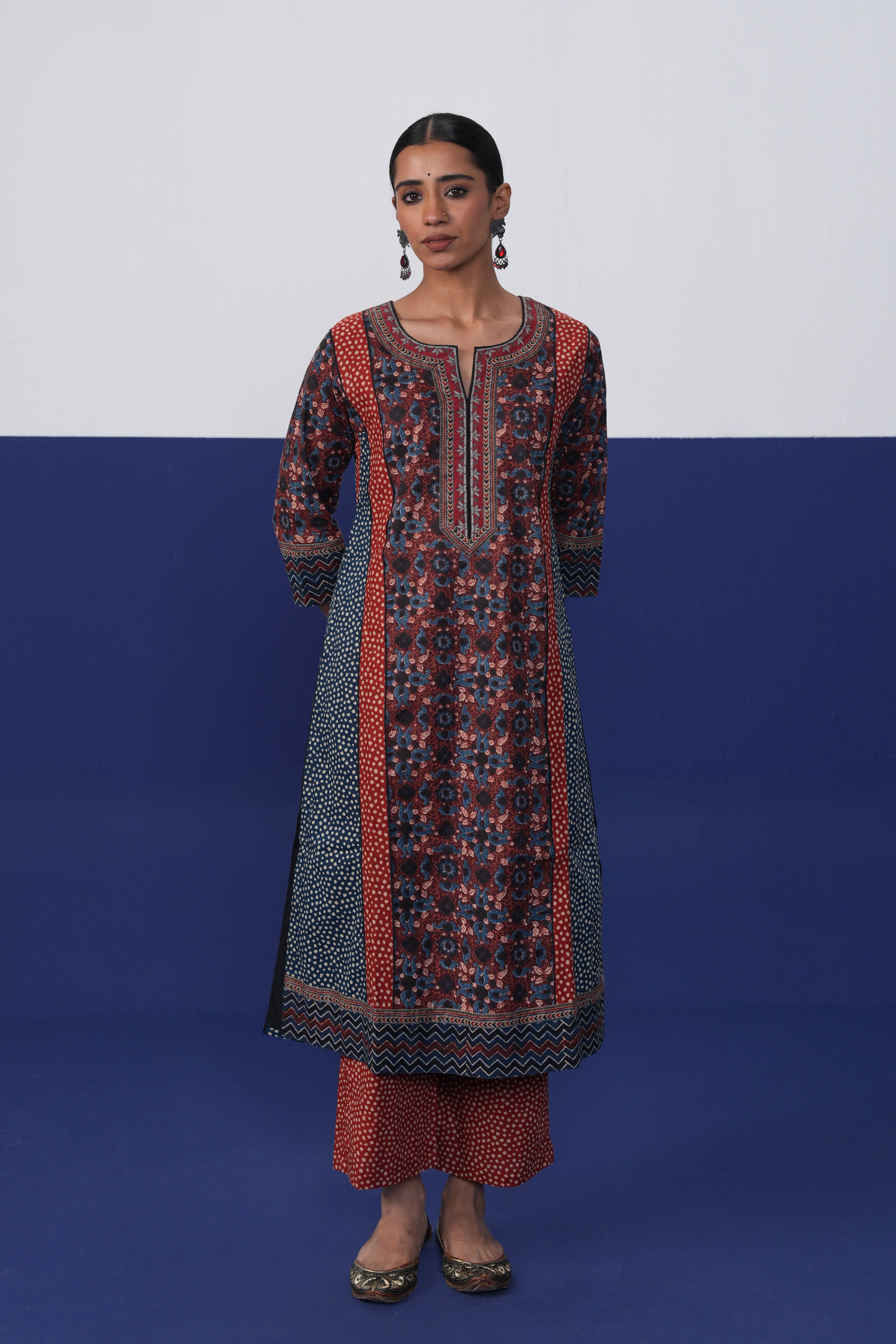 Rozana Pant Maroon