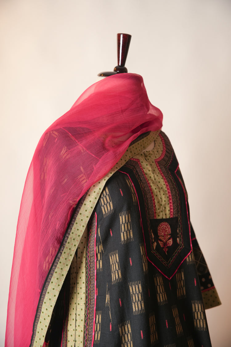 Medh Treated Chiffon Dupatta Pink